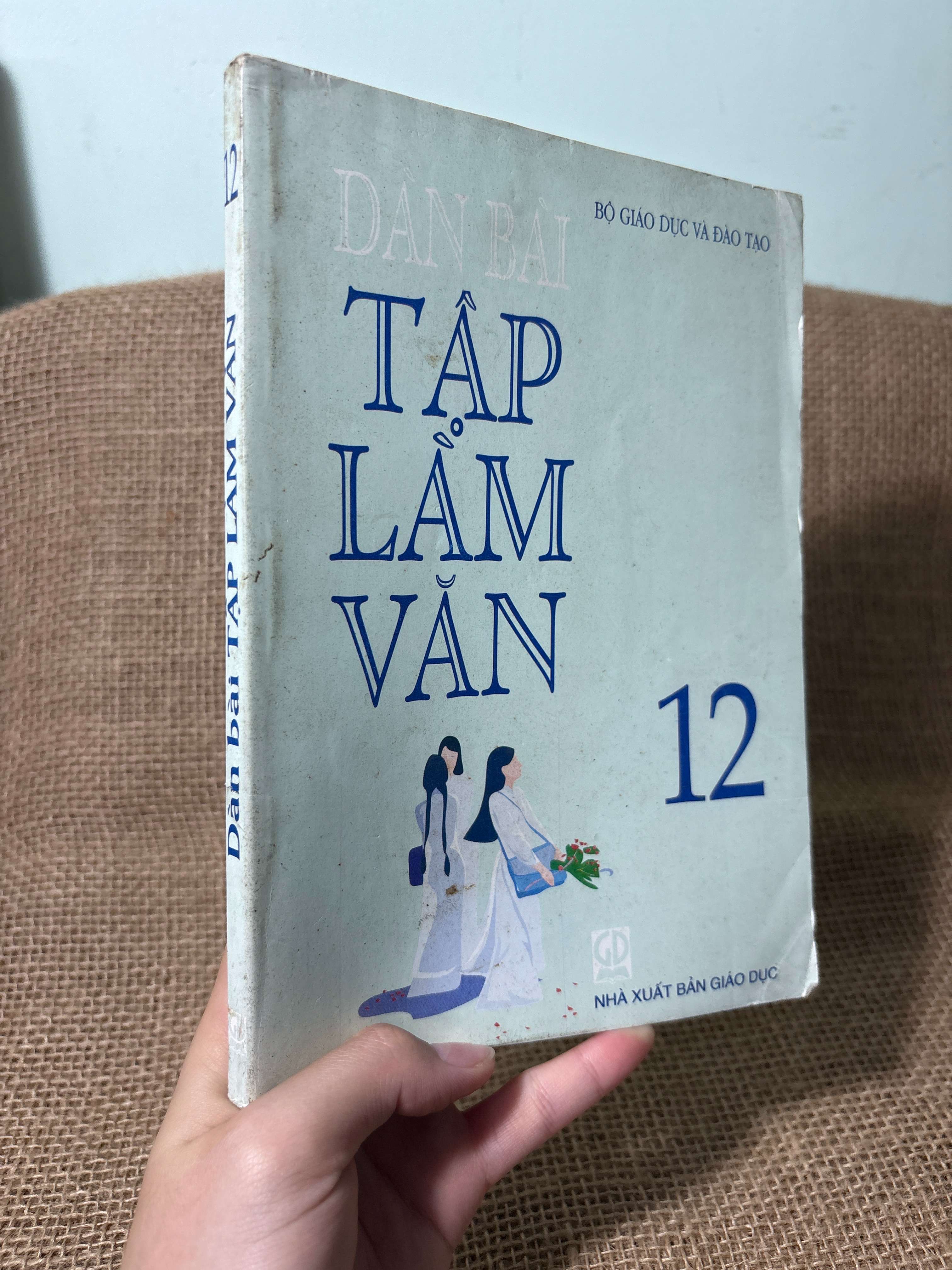 Dàn bài tập làm văn 12 2005 mới 80% (Sách giáo khoa - giáo trình) HLSC
