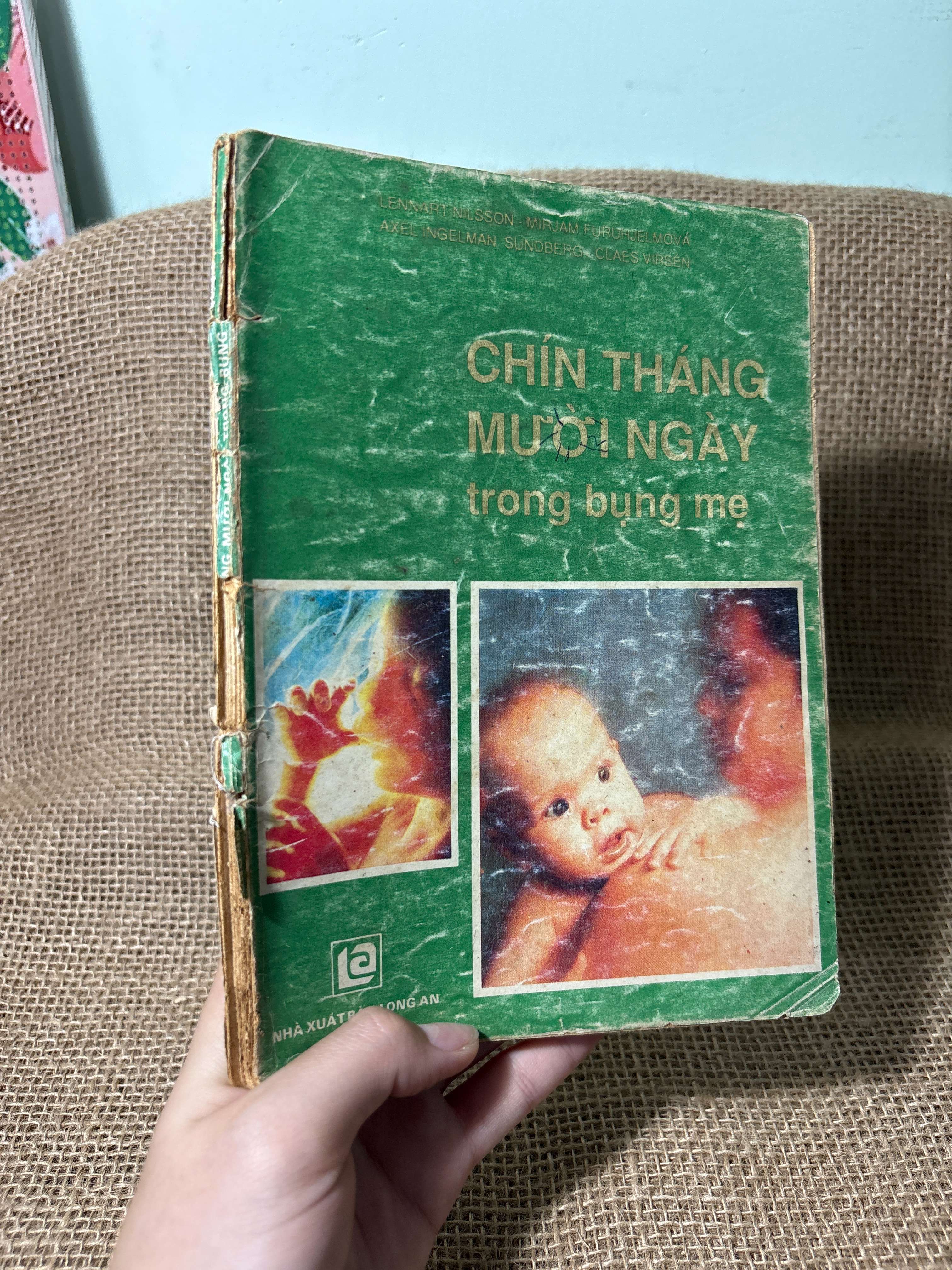 Chín tháng mười ngày trong bụng mẹ 1991 mới 70%, tróc gáy (Sách Y học - Sức khỏe - Thể thao) HLSC