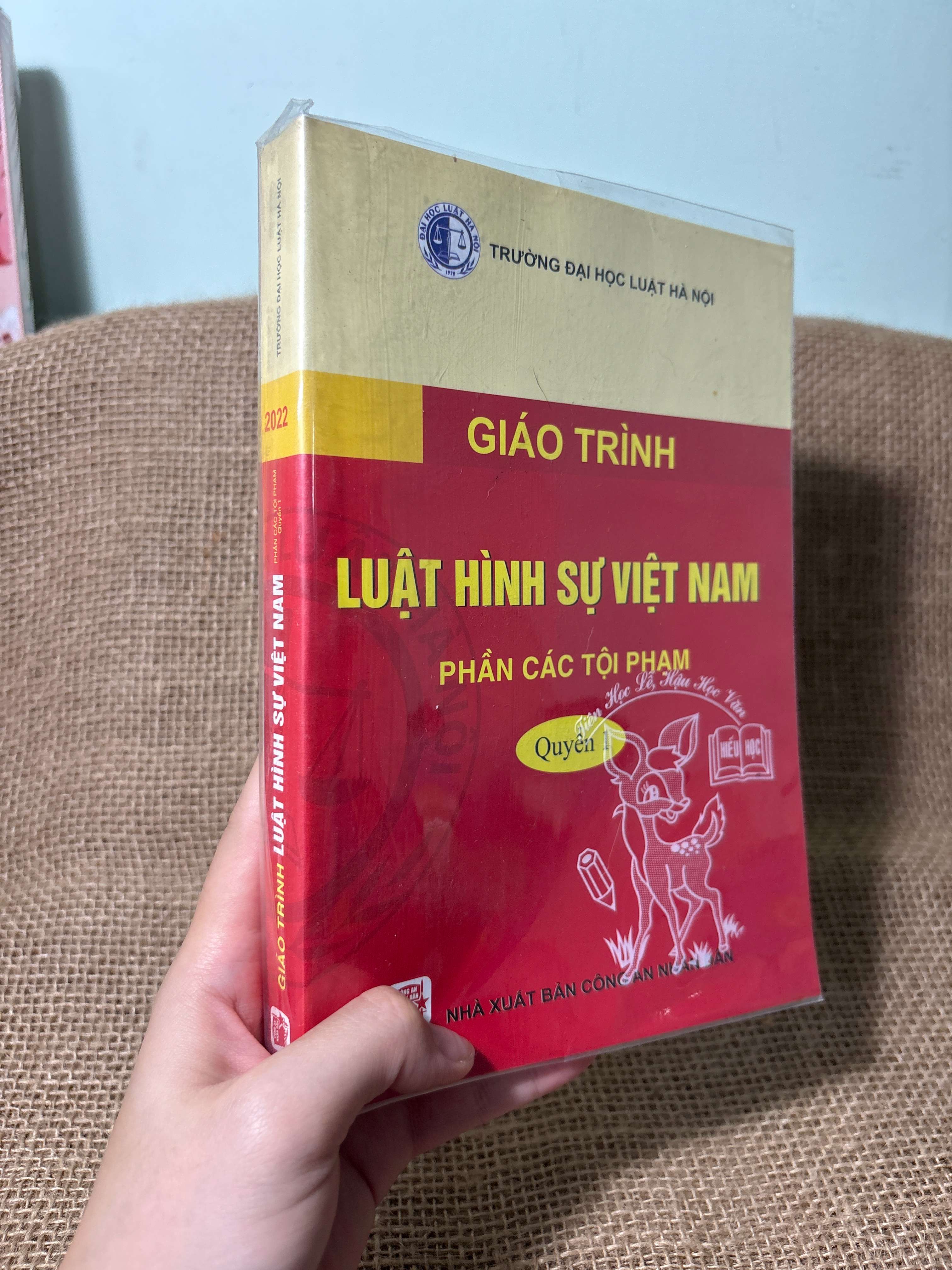Giáo trình luật hình sự Việt Nam phần các tội phạm - quyển 1 2022 mới 80% (Giáo trình đại học - cao đẳng) HLSC