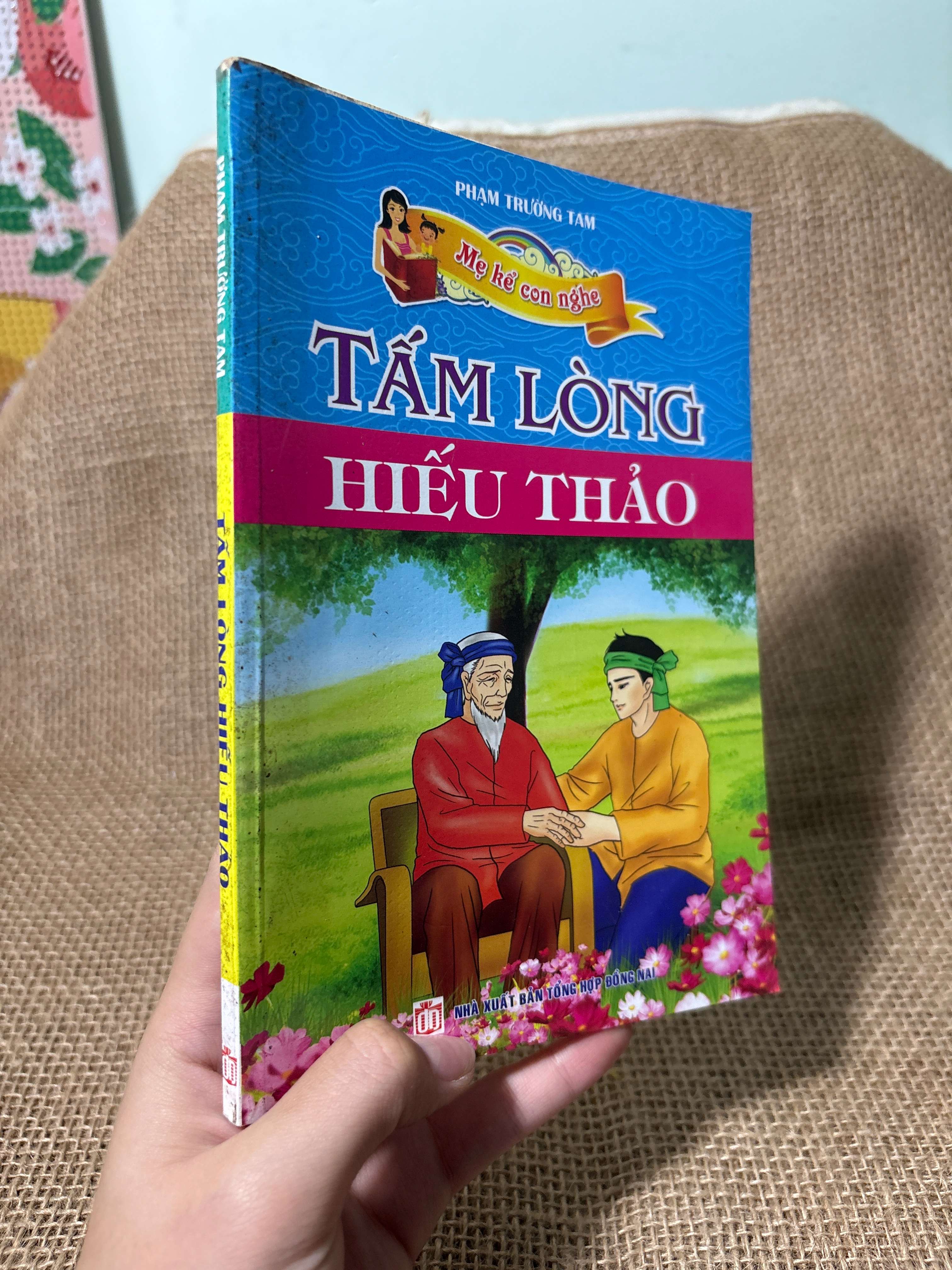 Tấm lòng hiếu thảo - Phạm Trường Tam 2013 mới 80% (Kiến thức - kỹ năng cho con) HLSC