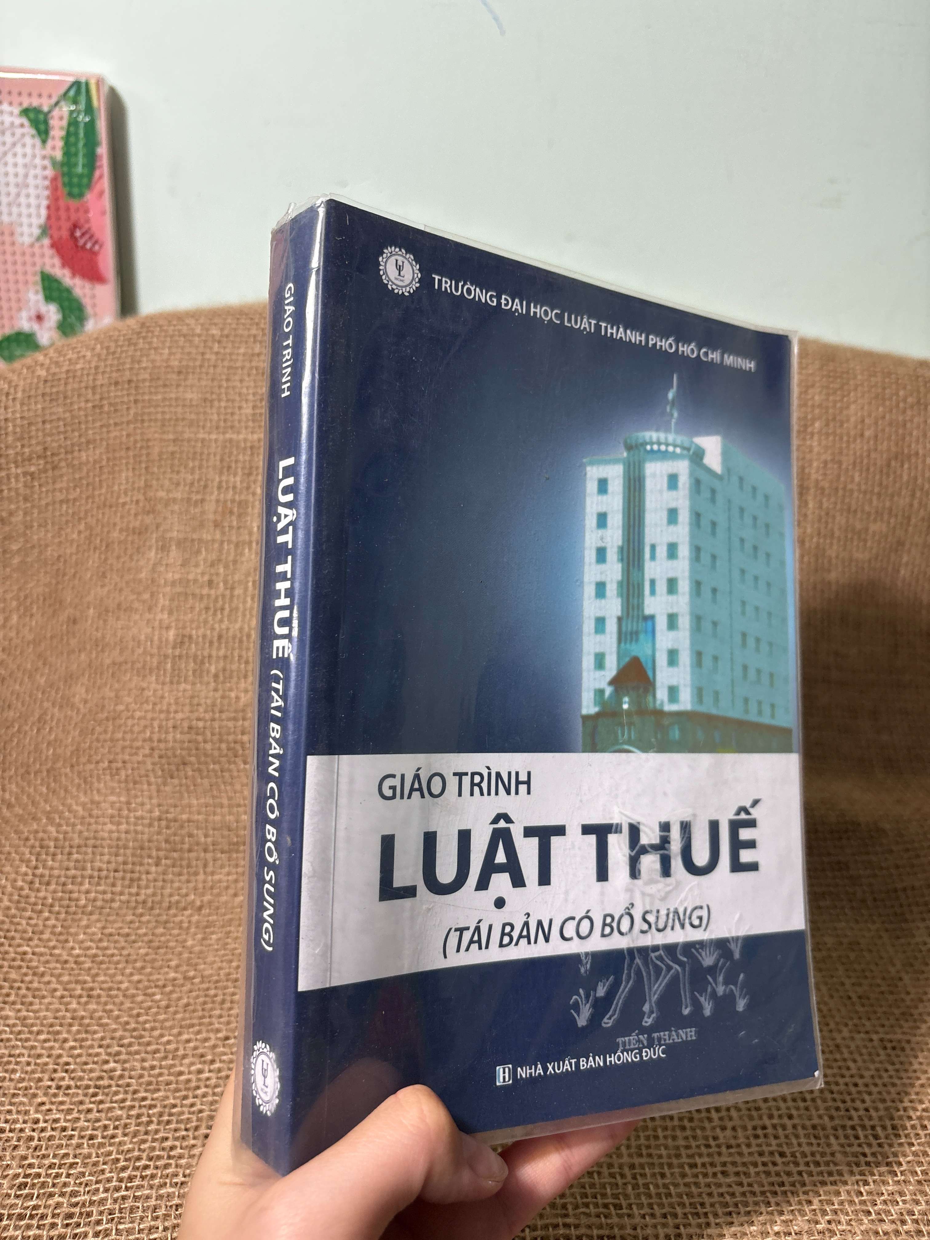 Giáo trình luật thuế (tái bản có bổ sung) 2023 mới 80% (Giáo trình đại học - cao đẳng) HLSC