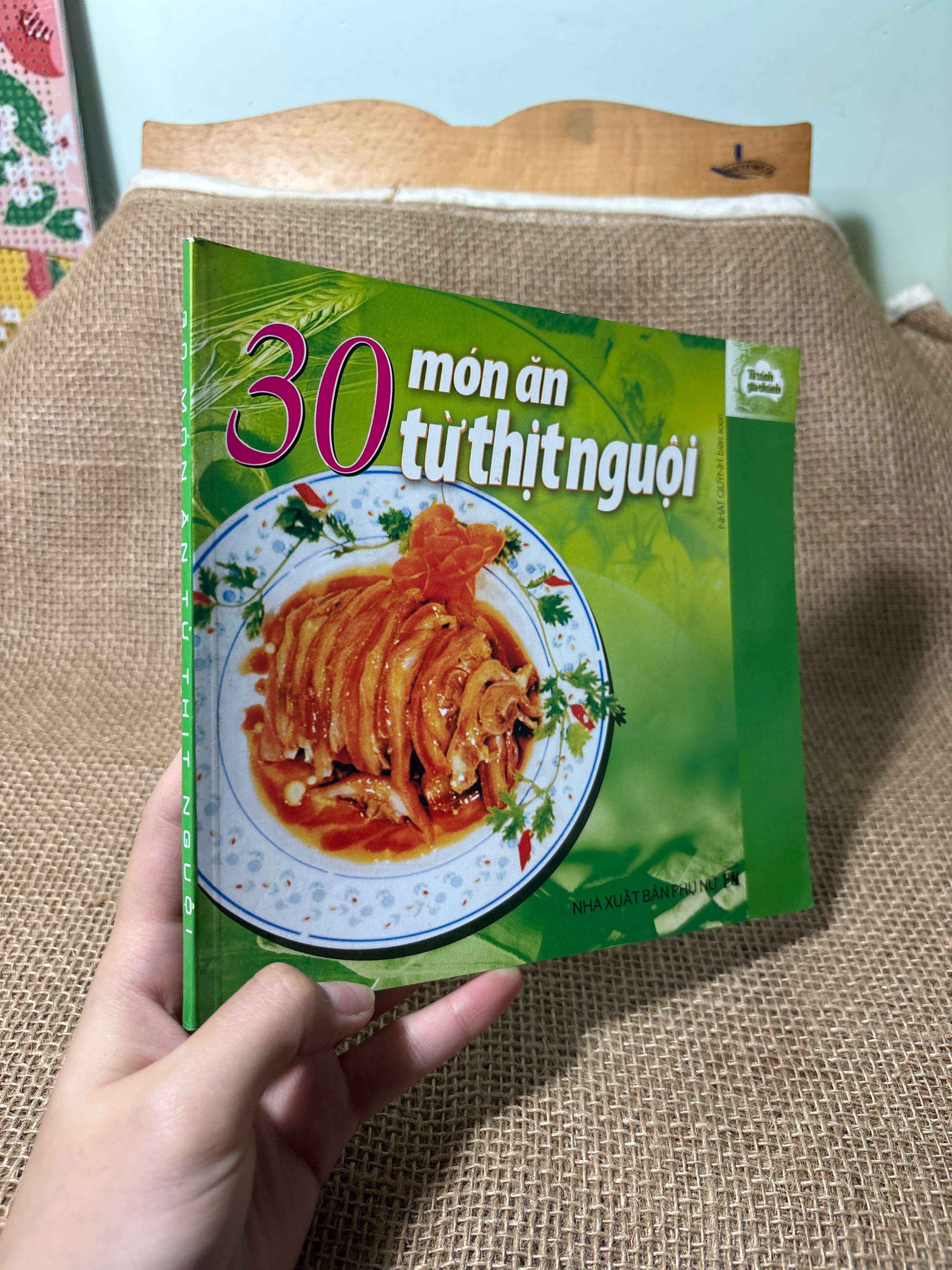 30 món ăn từ thịt nguội 2007 mới 80% (Sách kiến thức tổng hợp) HLSC