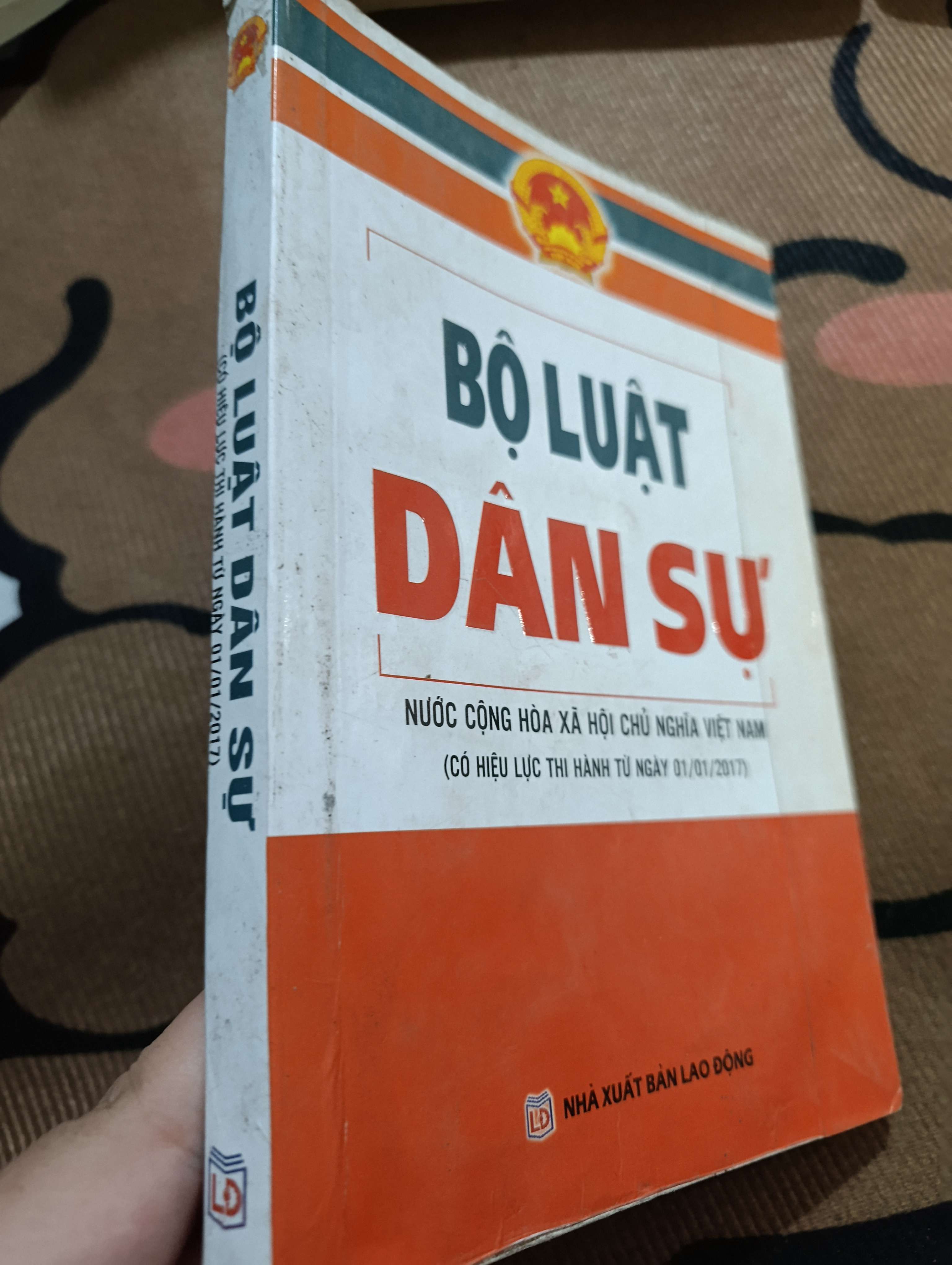 Bộ luật dân sự (có hiệu lực thi hành từ ngày 01/01/2017) 2017 (Sách chính trị - pháp lý) Mới 80% GZB