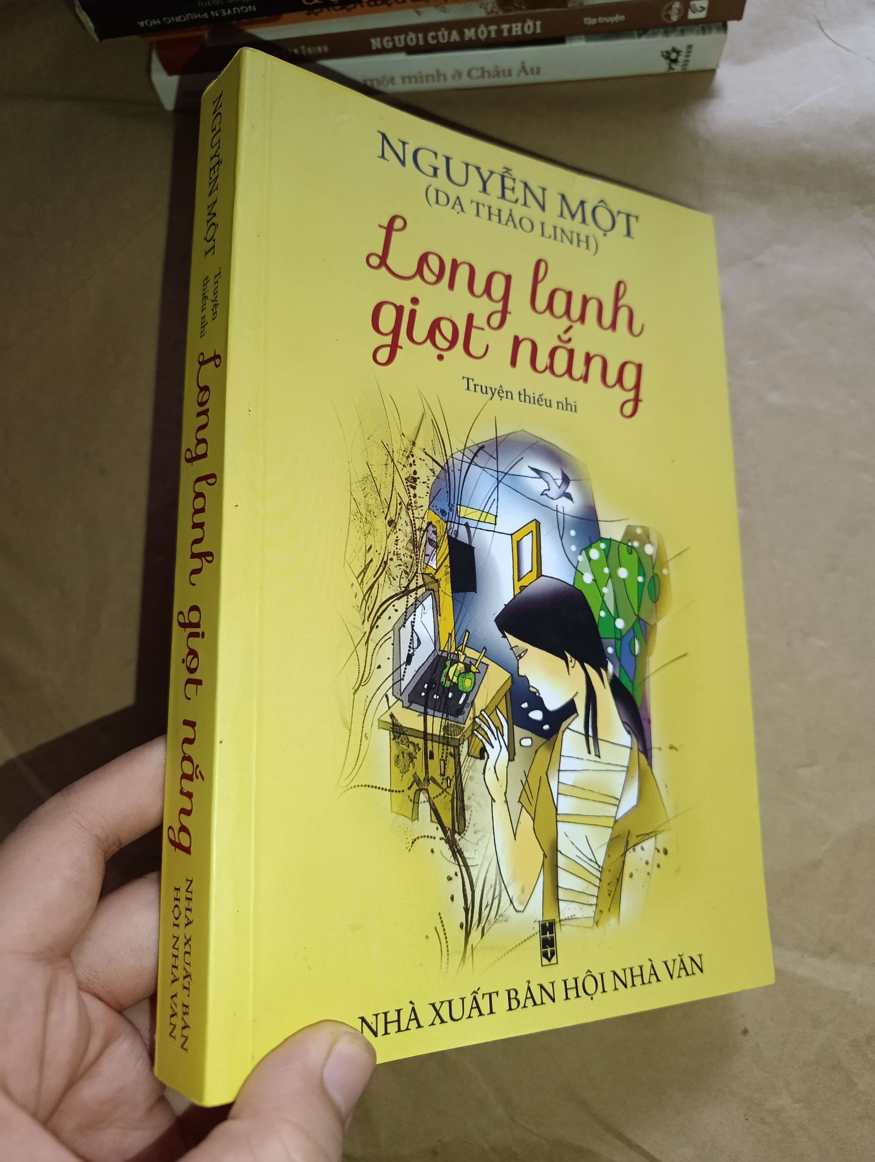 Long lanh giọt nắng - Nguyễn Một 2019 (Sách văn học) Mới 80% GZB