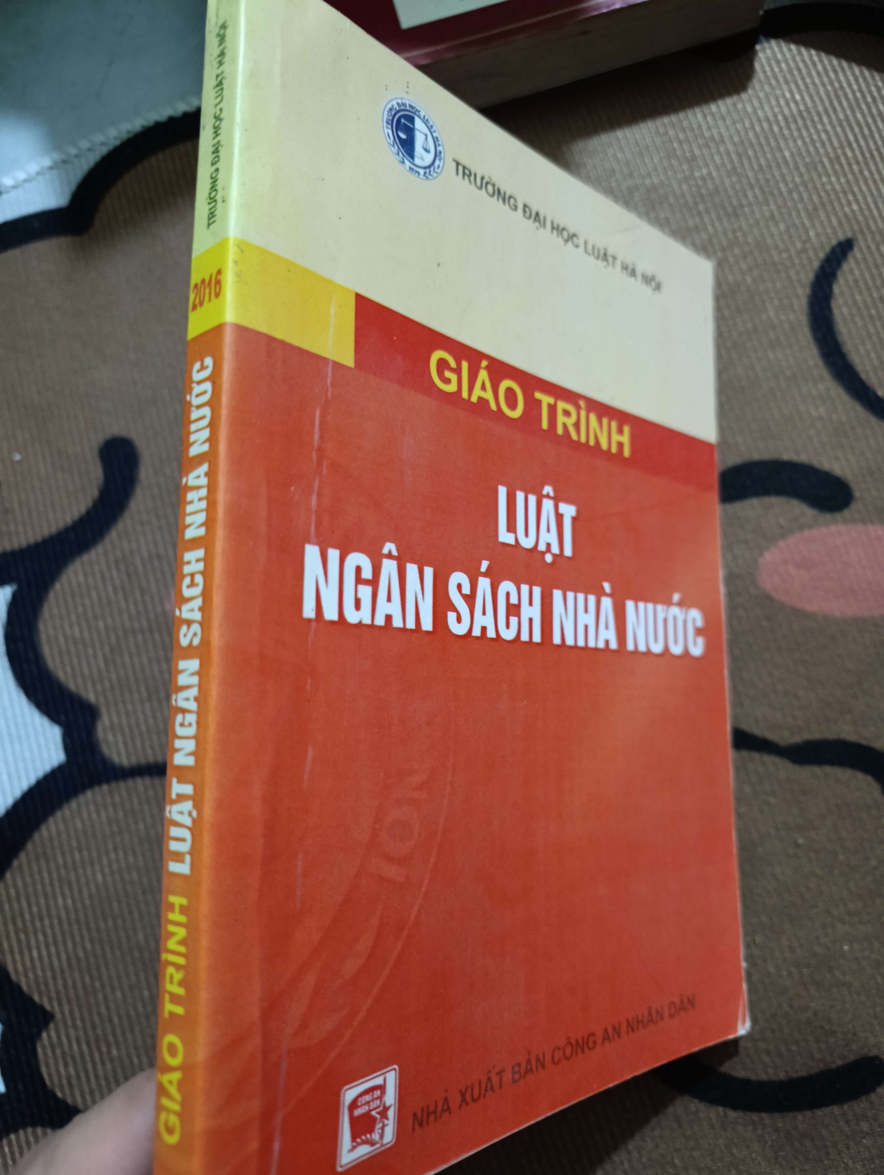 Giáo trình luật ngân sách nhà nước 2016 2016 (Giáo trình đại học - cao đẳng) Mới 80% GZB