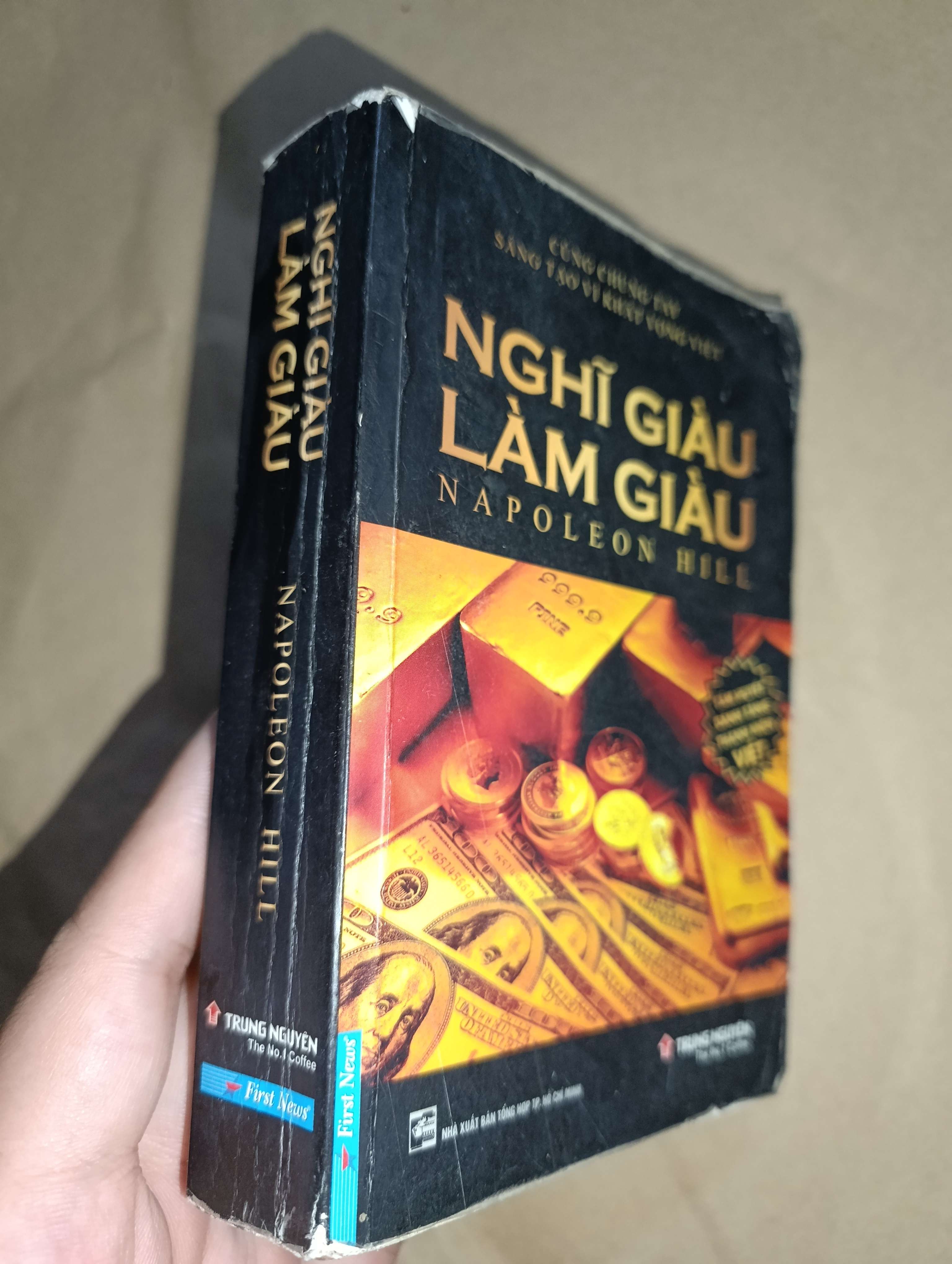 Nghĩ giàu làm giàu - Napoleon Hill 2013 (Sách kỹ năng) Mới 80% GZB