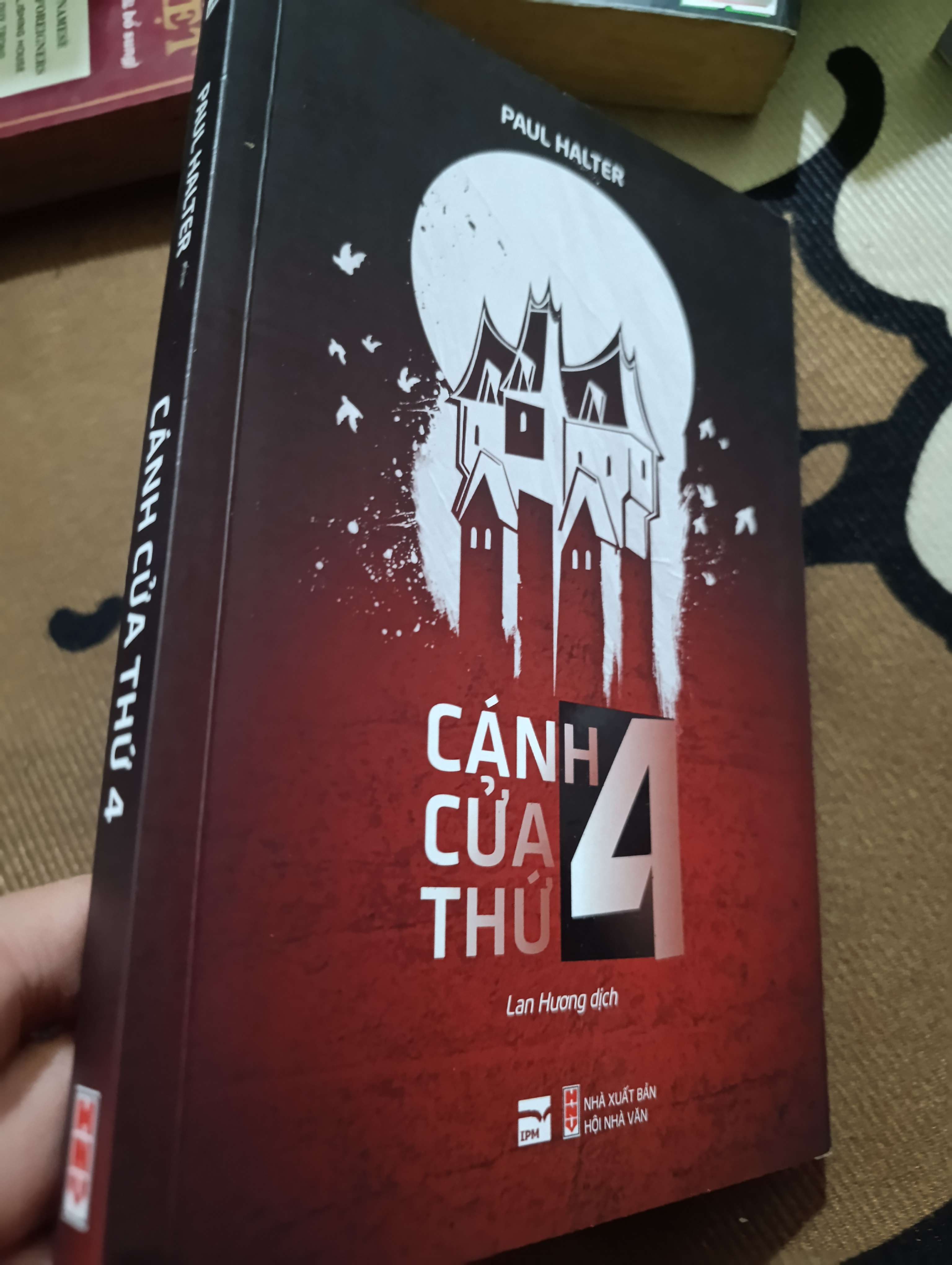 Cánh cửa thứ 4 - Paul Halter 2015 (Sách văn học) Mới 80% GZB