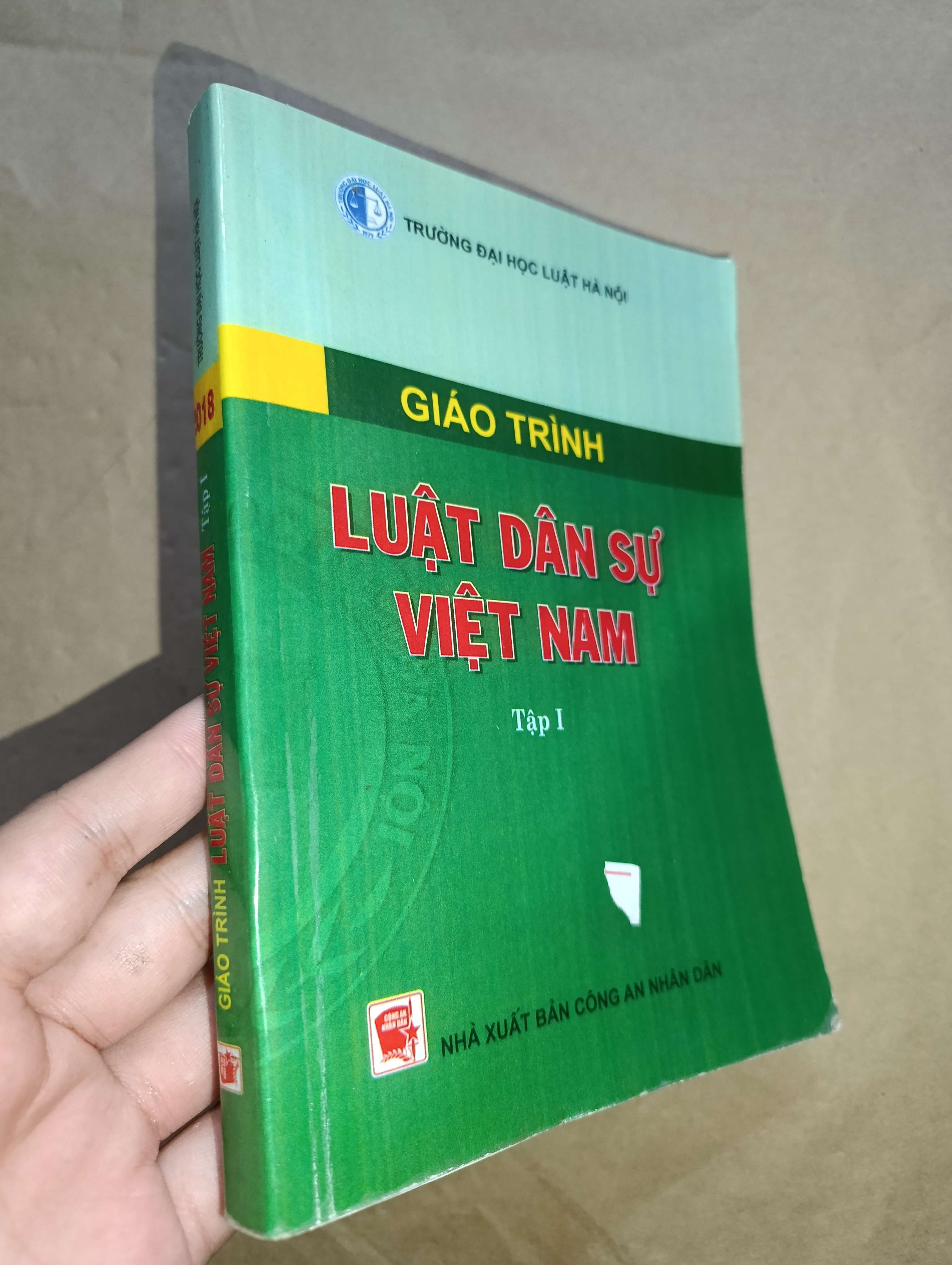Giáo trình luật dân sự Việt Nam tập 1 2018 (Giáo trình đại học - cao đẳng) Mới 80% GZB
