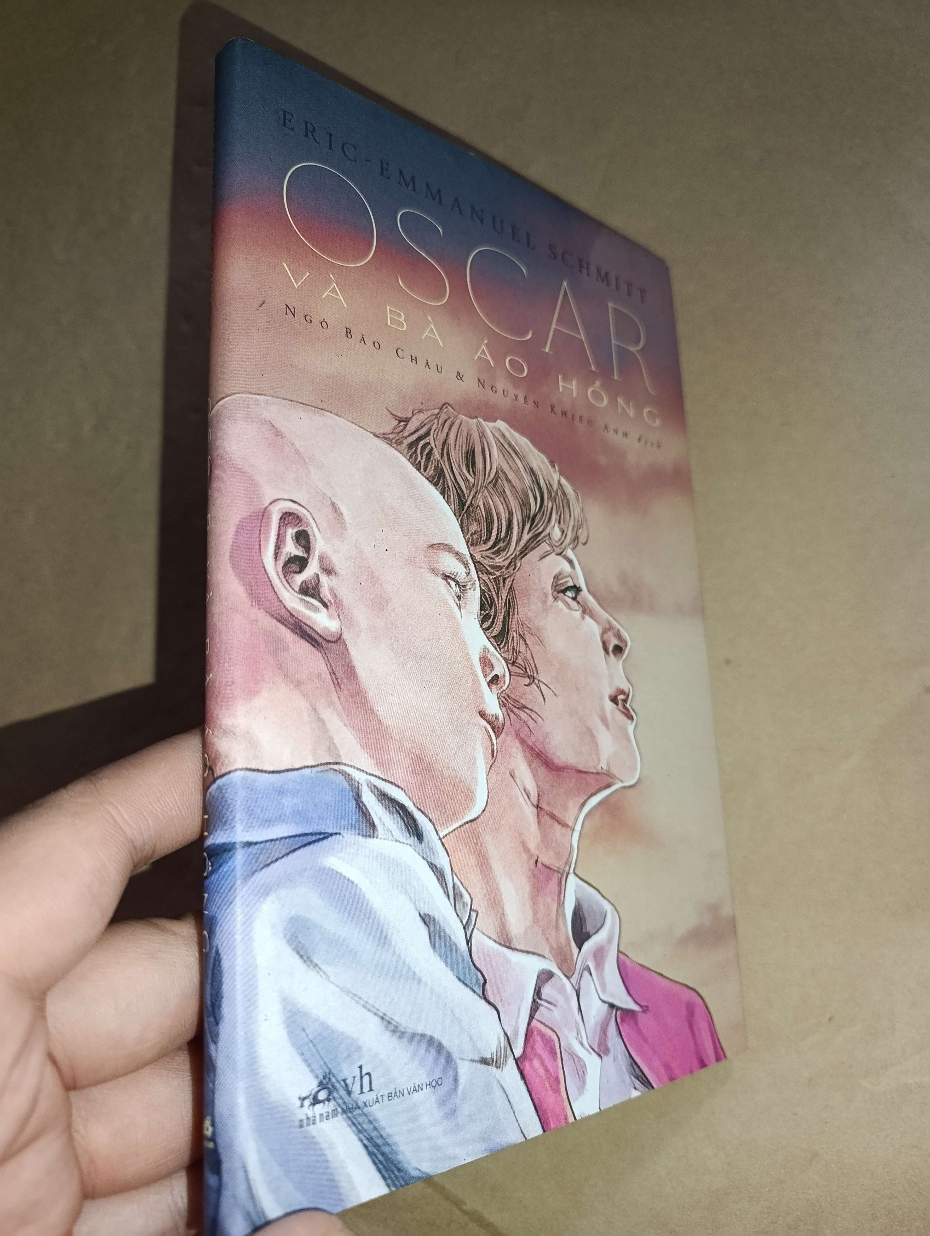 Oscar và bà áo hồng - Eric Emmanuel Schmitt 2015 (Sách văn học) Mới 80% GZB