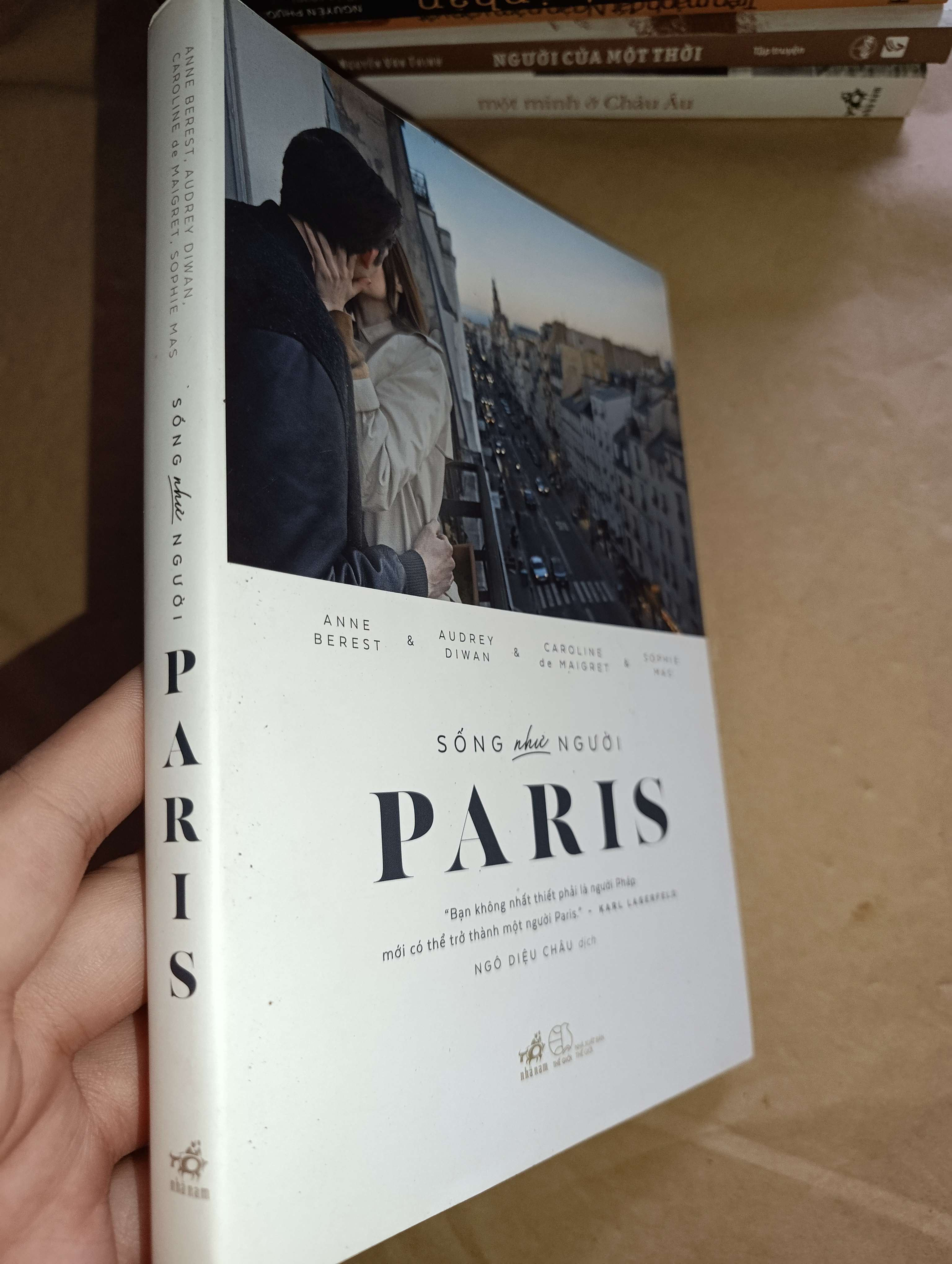 Sống như người Paris 2020 (Sách văn học) Mới 80% GZB