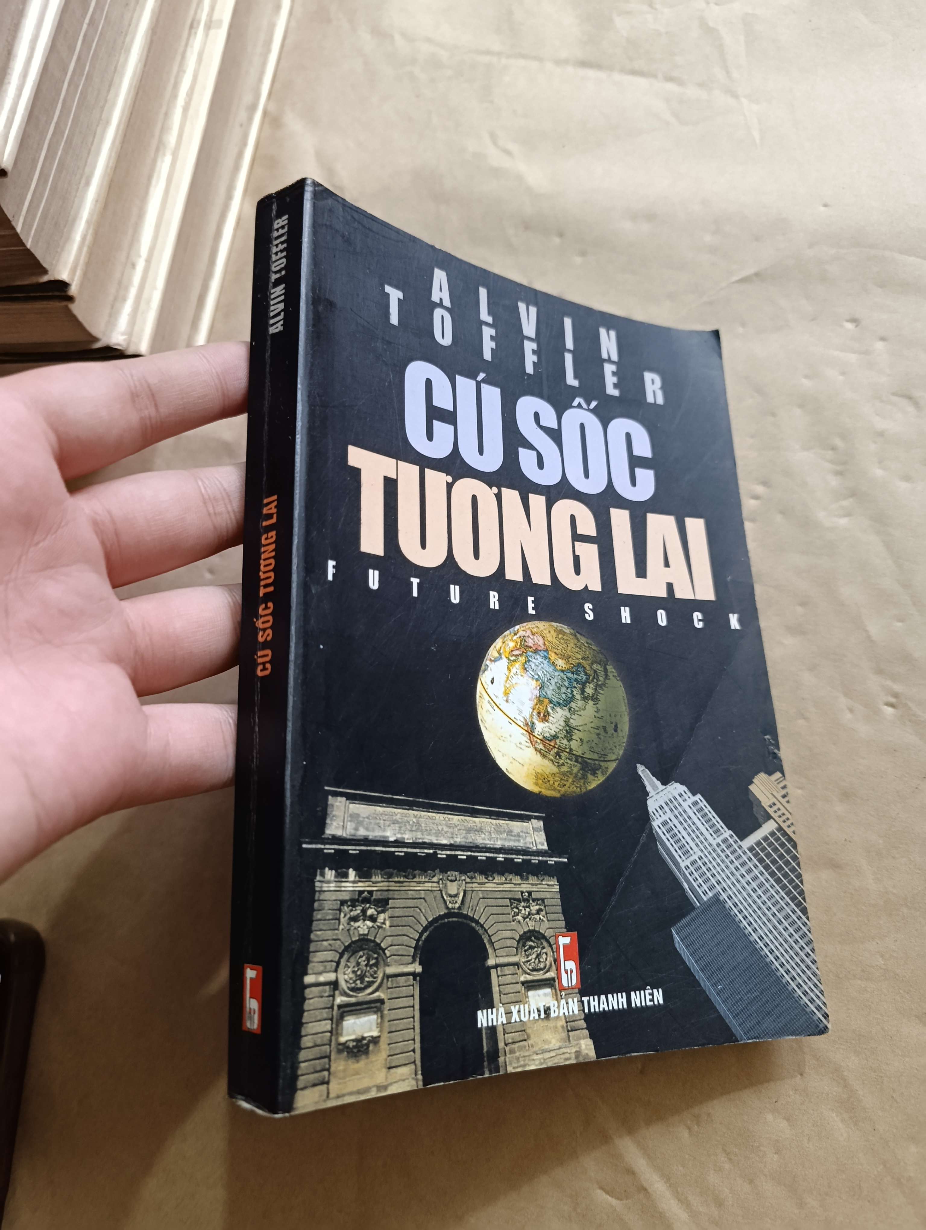 Cú sốc tương lai - Alvin Toffler 2002 (Sách kiến thức tổng hợp) Mới 80% GZB