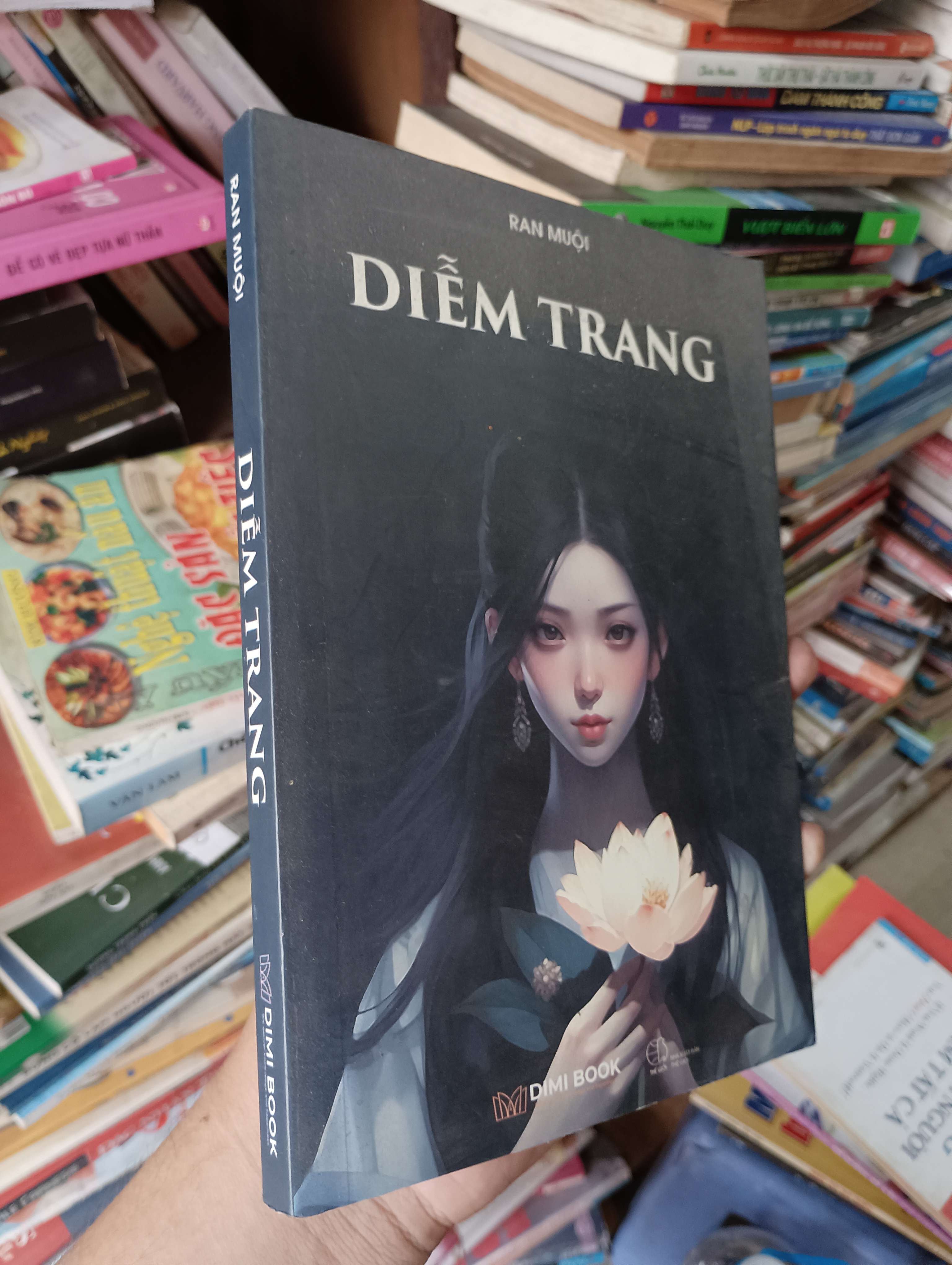 Diễm Trang - Ran Muội 2023 Mới 80% (Tiểu Thuyết) OKBK1T4