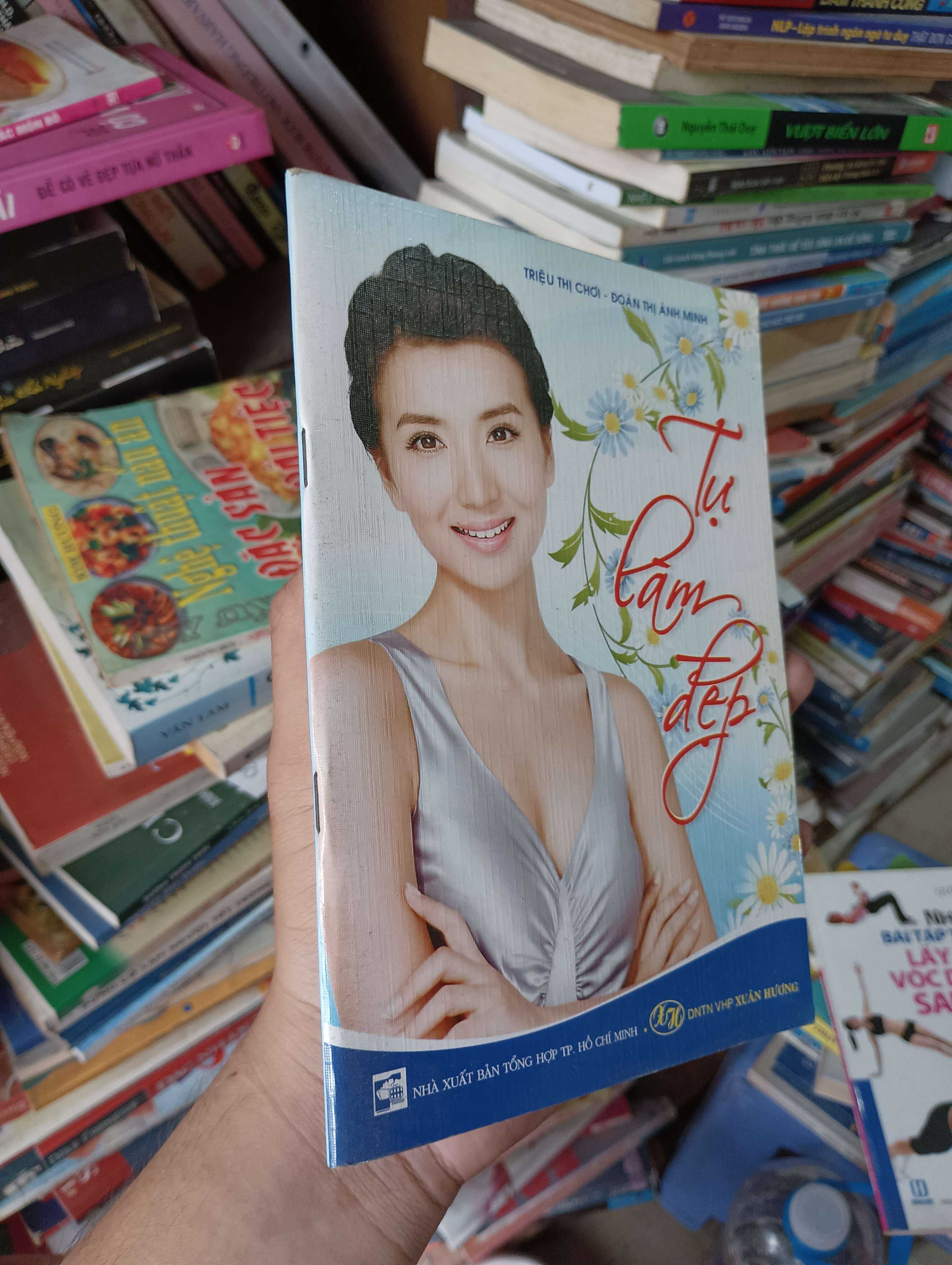 Tự Làm Đẹp (Triệu Thị Chơi - Đoàn Thị Ánh Minh) 2010 Mới 80% (Sách kiến thức tổng hợp) OKBK1T4