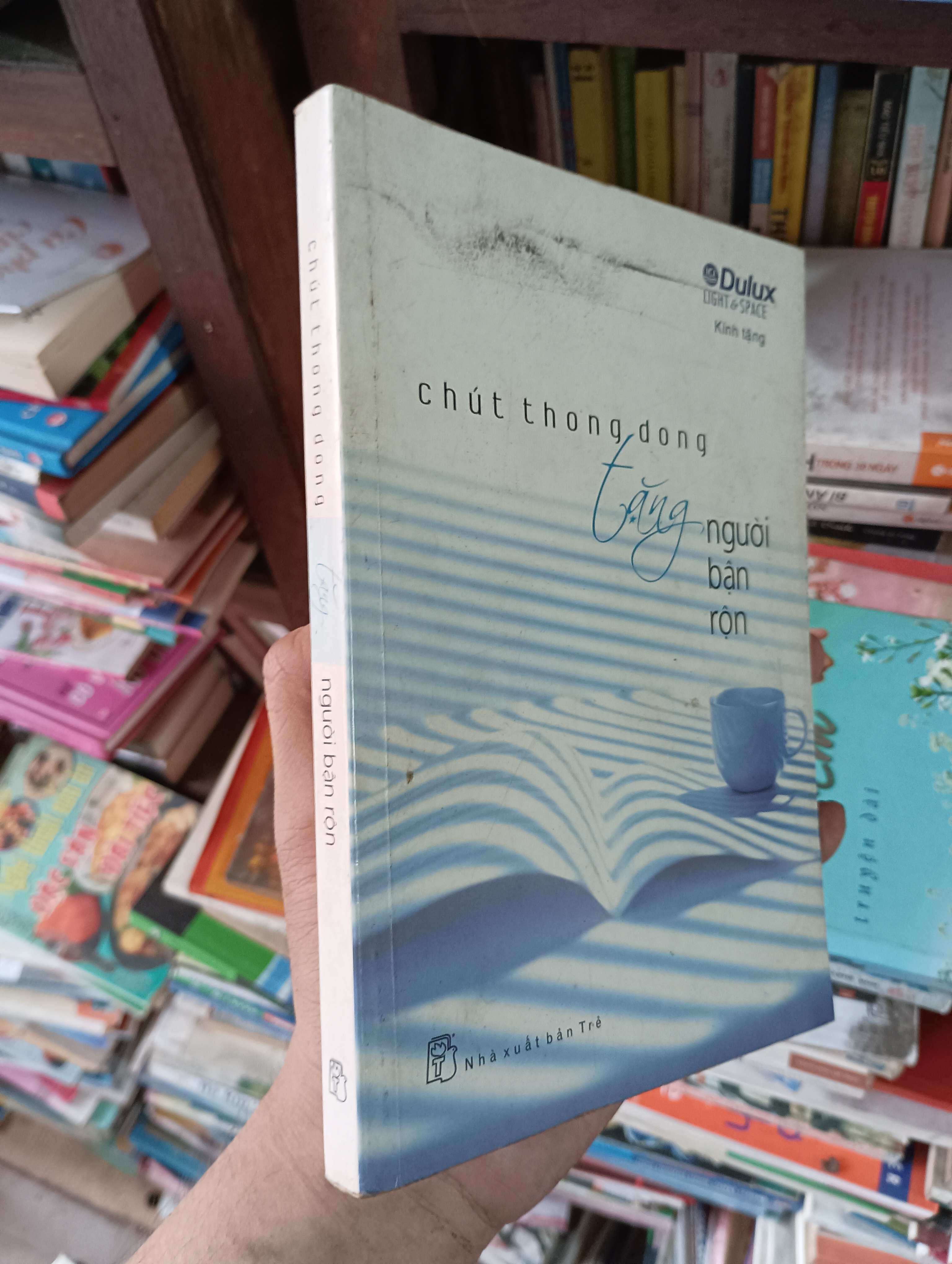 Chút Thong Dong Tặng Người Bận Rộn 2007 Mới 80% (Sách văn học) OKBK1T2
