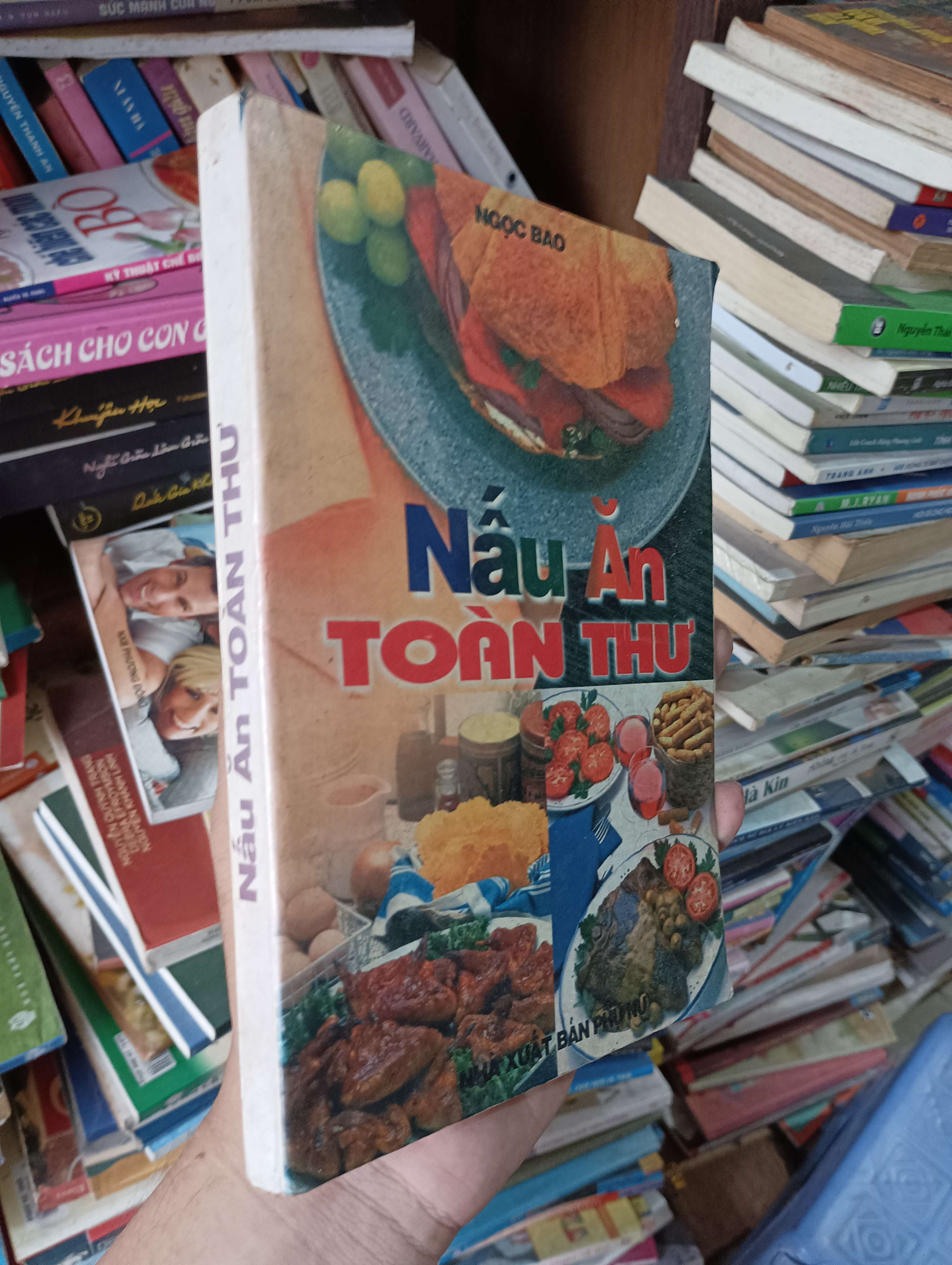 Nấu Ăn Toàn Thư - Ngọc Bao 1999 Mới 80% (Sách kiến thức tổng hợp) OKBK1T4