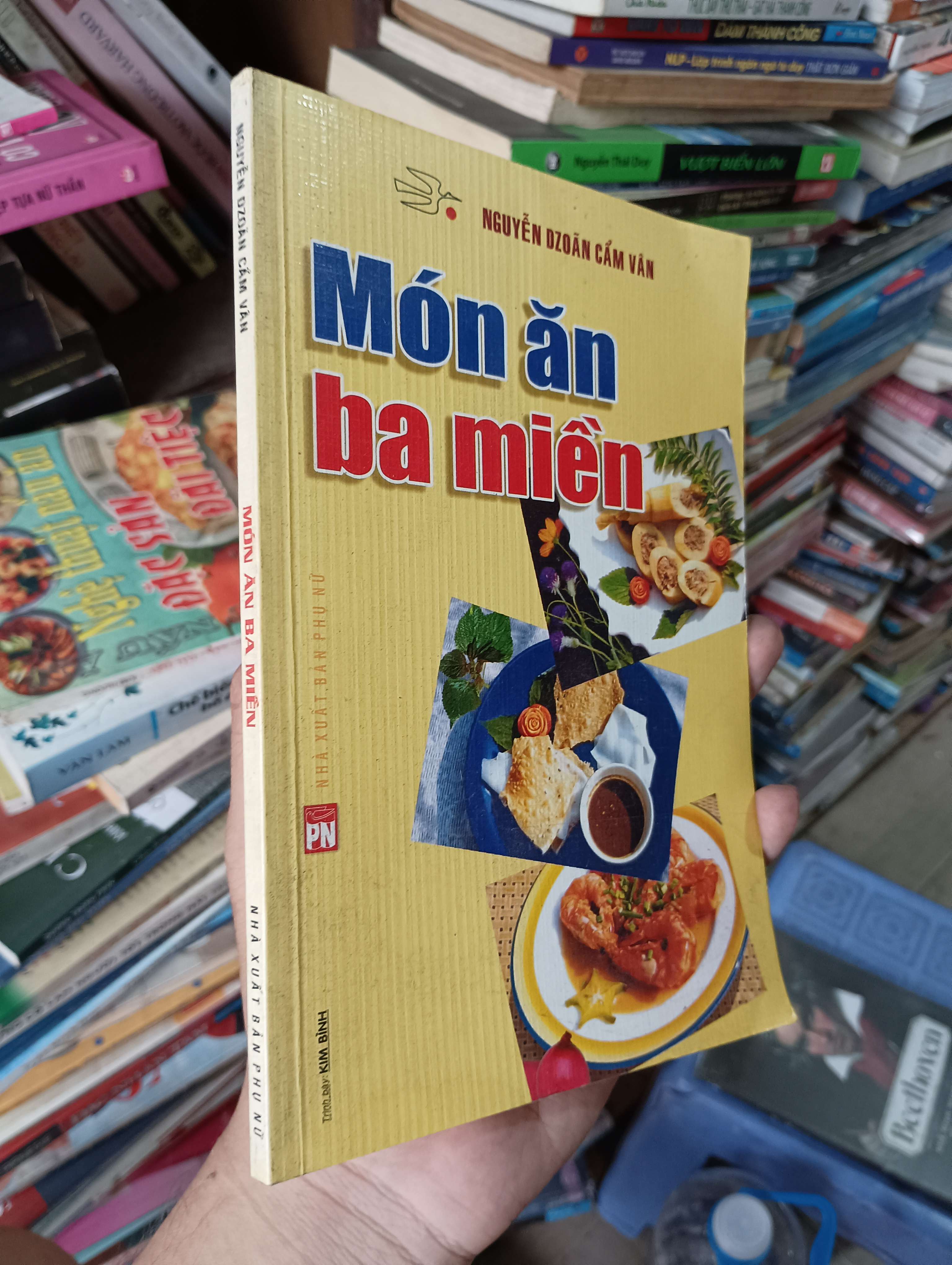 Món Ăn Ba Miền - Nguyễn Dzoãn Cẩm Vân 2008 Mới 80% (Sách kiến thức tổng hợp) OKBK1T4