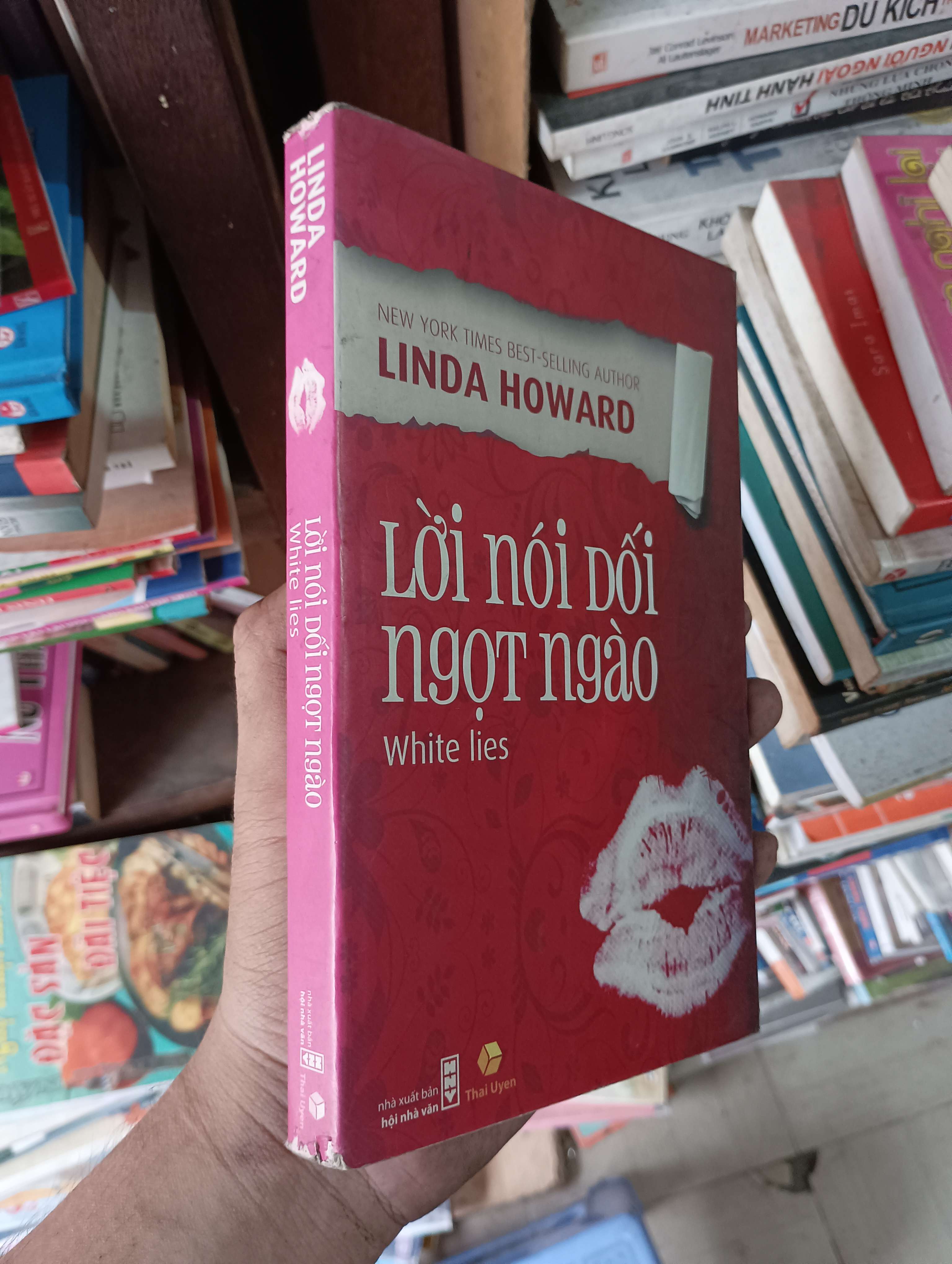 Lời Nói Dối Ngọt Ngào (White Lies) - Linda Howard 2012 Mới 80% (Tiểu Thuyết) OKBK1T2