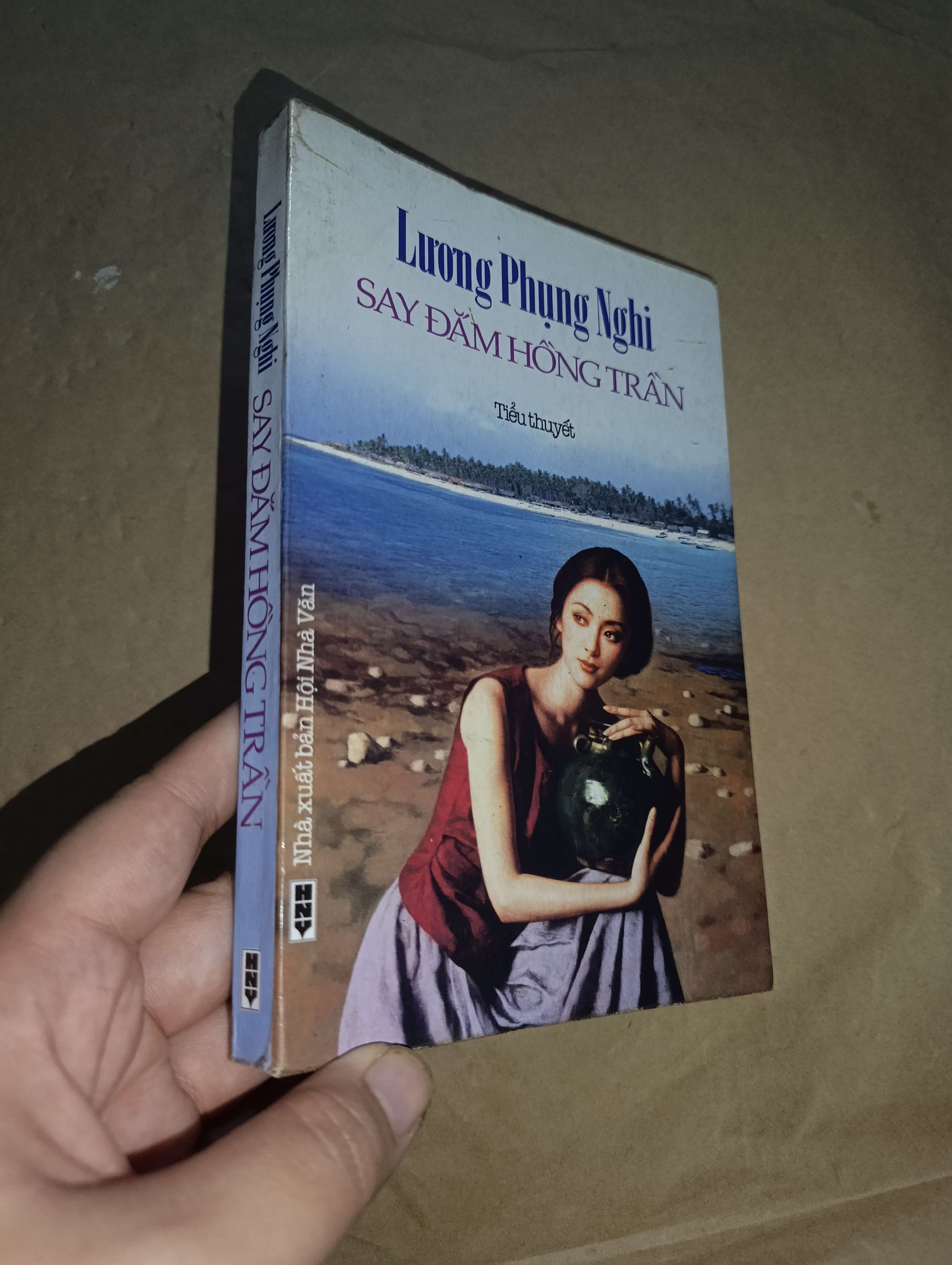 Say đắm hồng trần - Lương Phụng Nghi 2003 mới 80% (Sách văn học) GZB