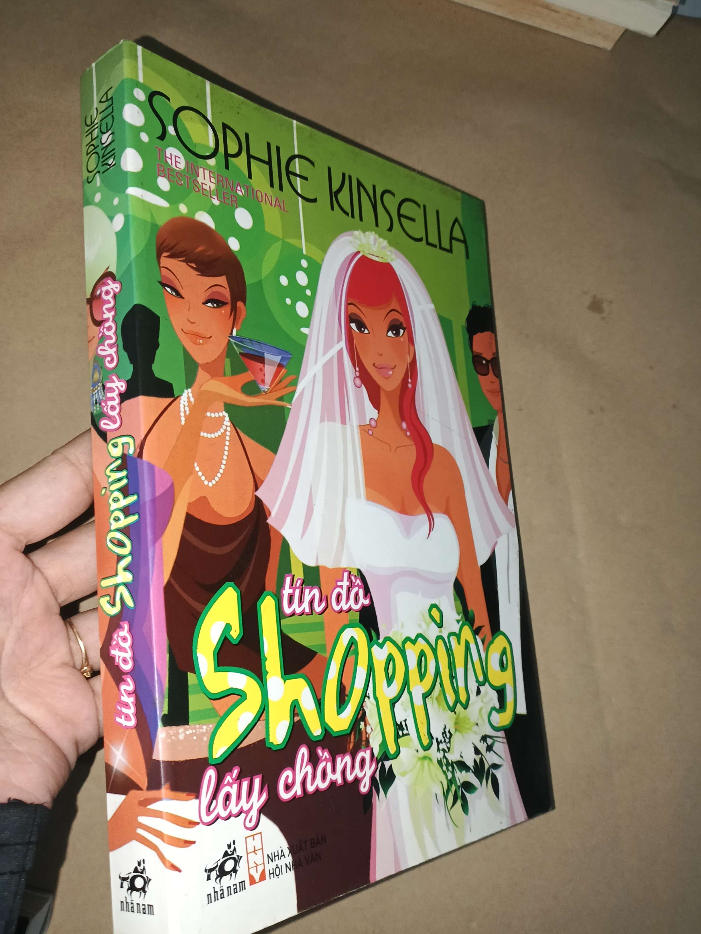 Tín đồ shopping lấy chồng - Sophie Kinsella 2009 mới 80% (Sách văn học) GZB