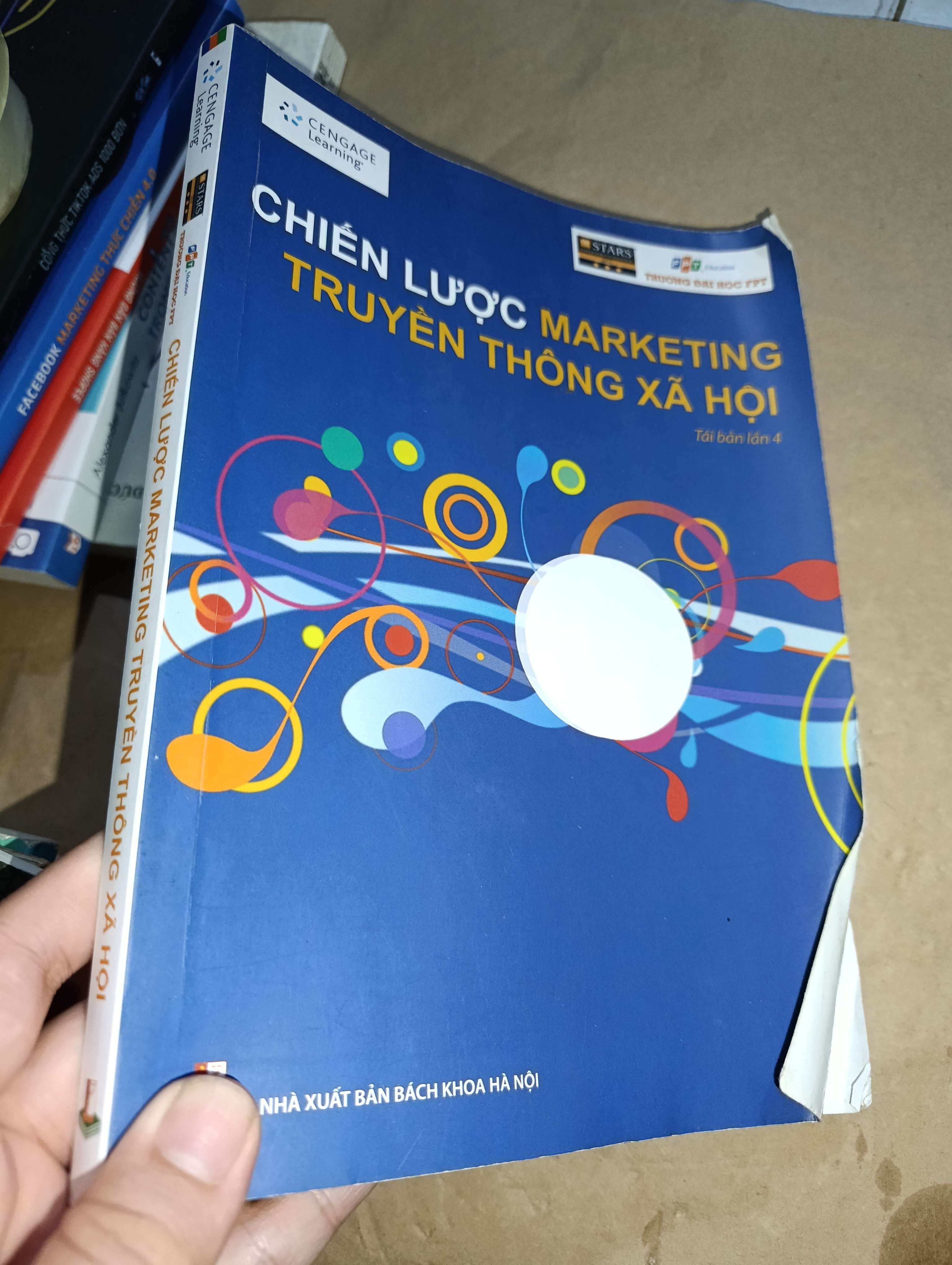 Chiến lược Marketing truyền thông xã hội 2023 mới 70% (Kinh doanh - Marketing) GZB