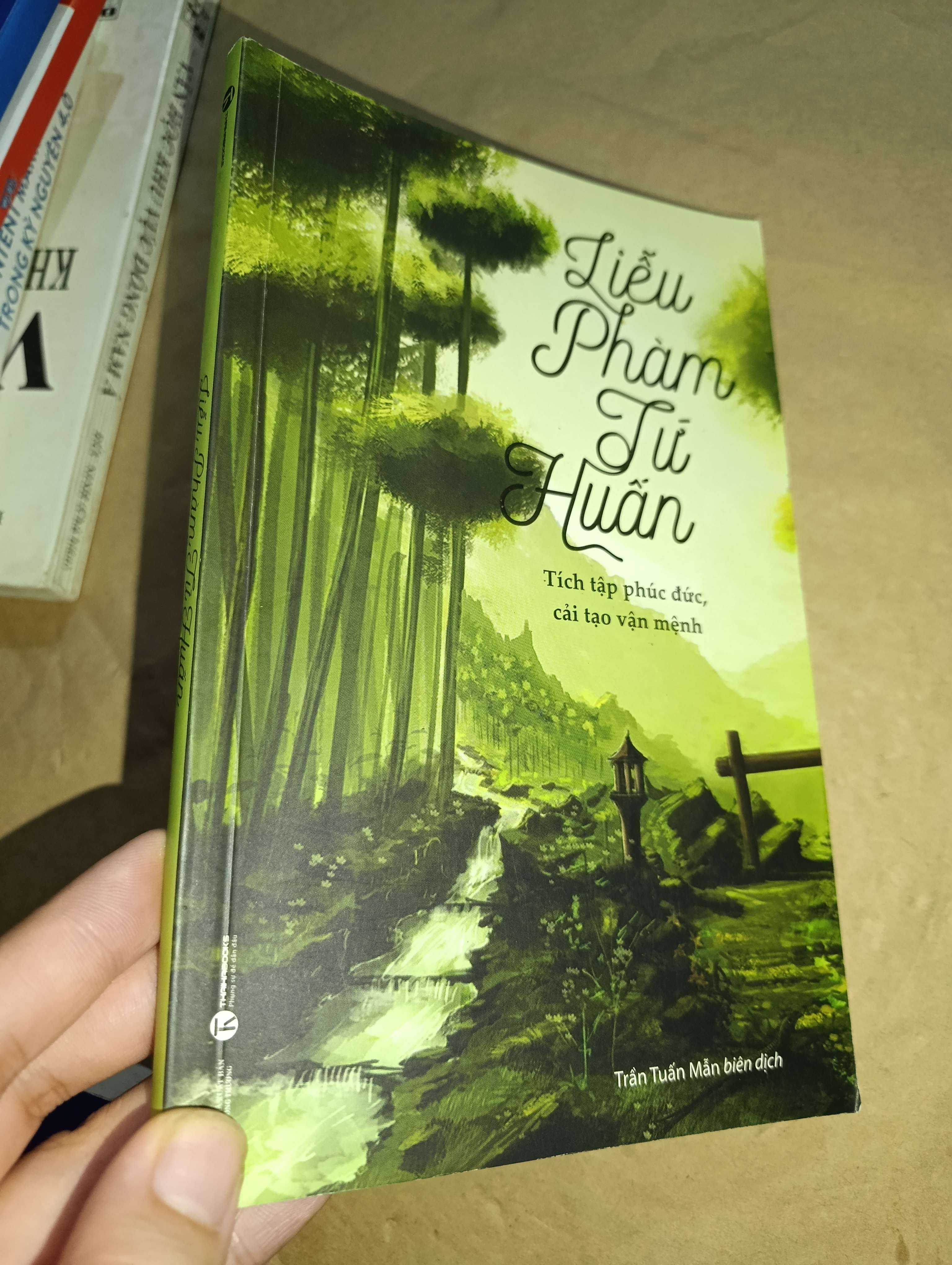 Liễu phàm tứ huấn 2023 mới 80% (Sách tôn giáo - tâm linh) GZB