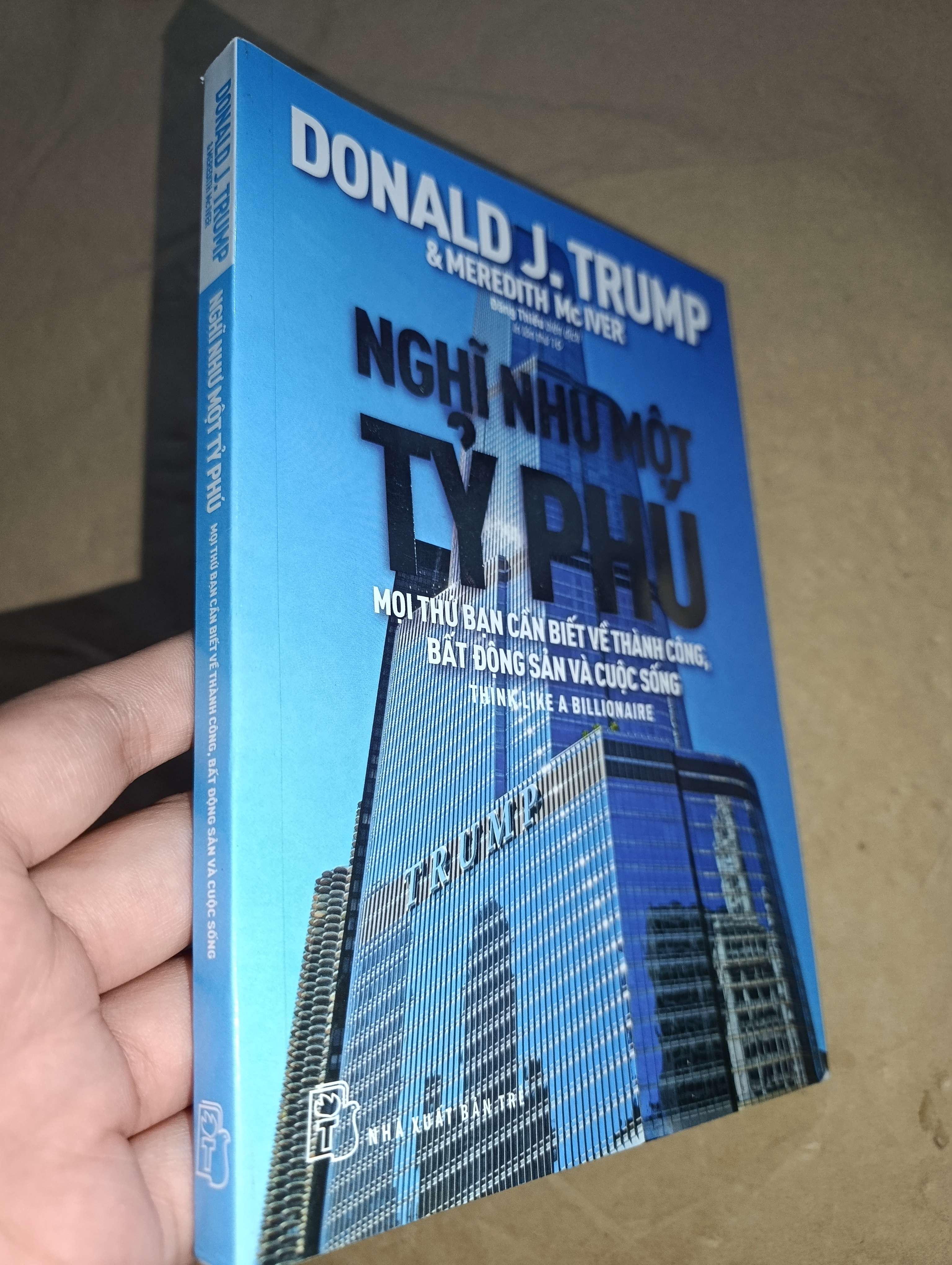 Nghĩ như một tỷ phú - Donald J. Trump 2021 mới 80% (Sách kỹ năng) GZB
