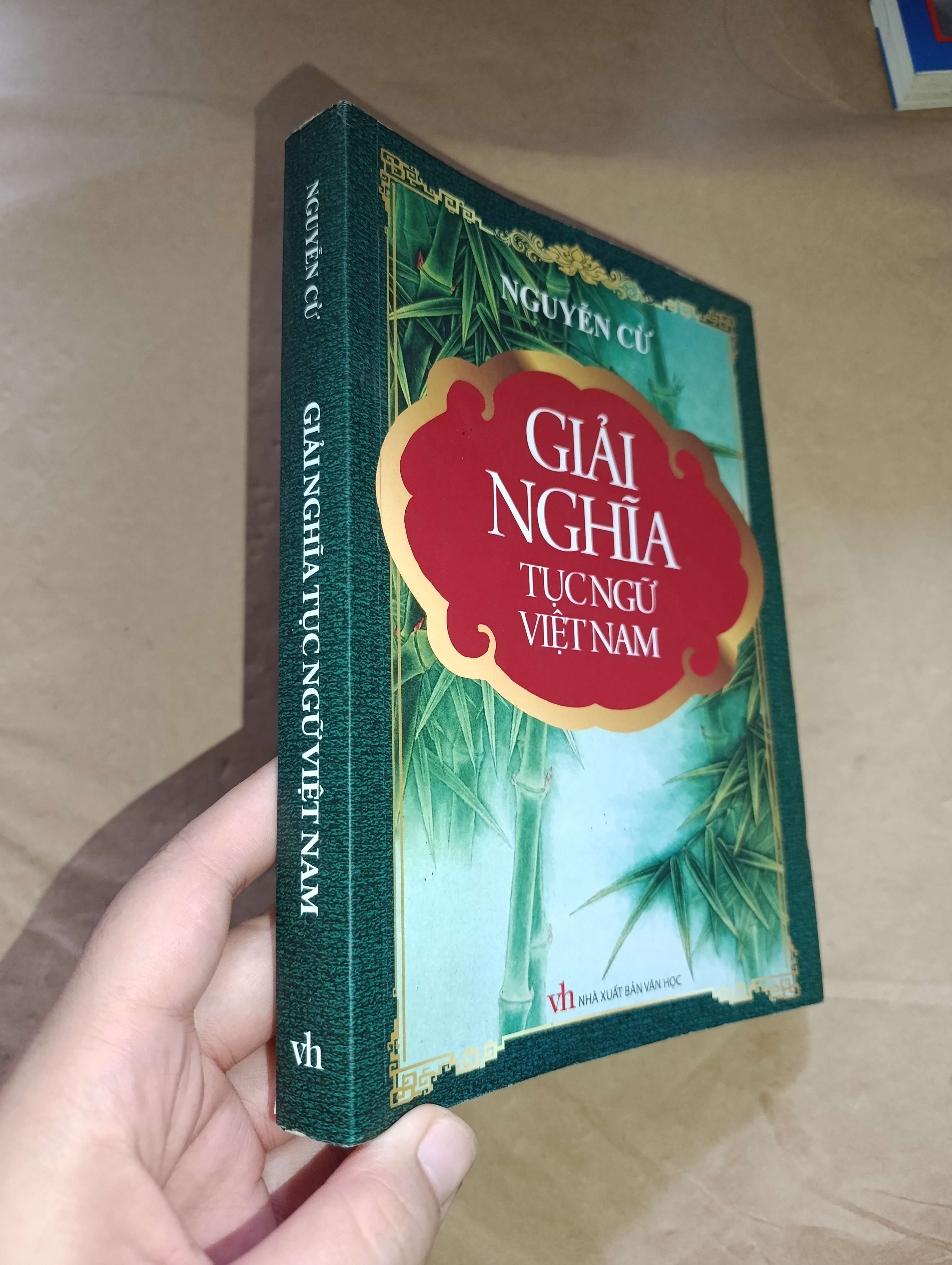 Giải nghĩa tục ngữ Việt Nam - Nguyễn Cử 2012 mới 80% (thơ - ca dao - tục ngữ) GZB