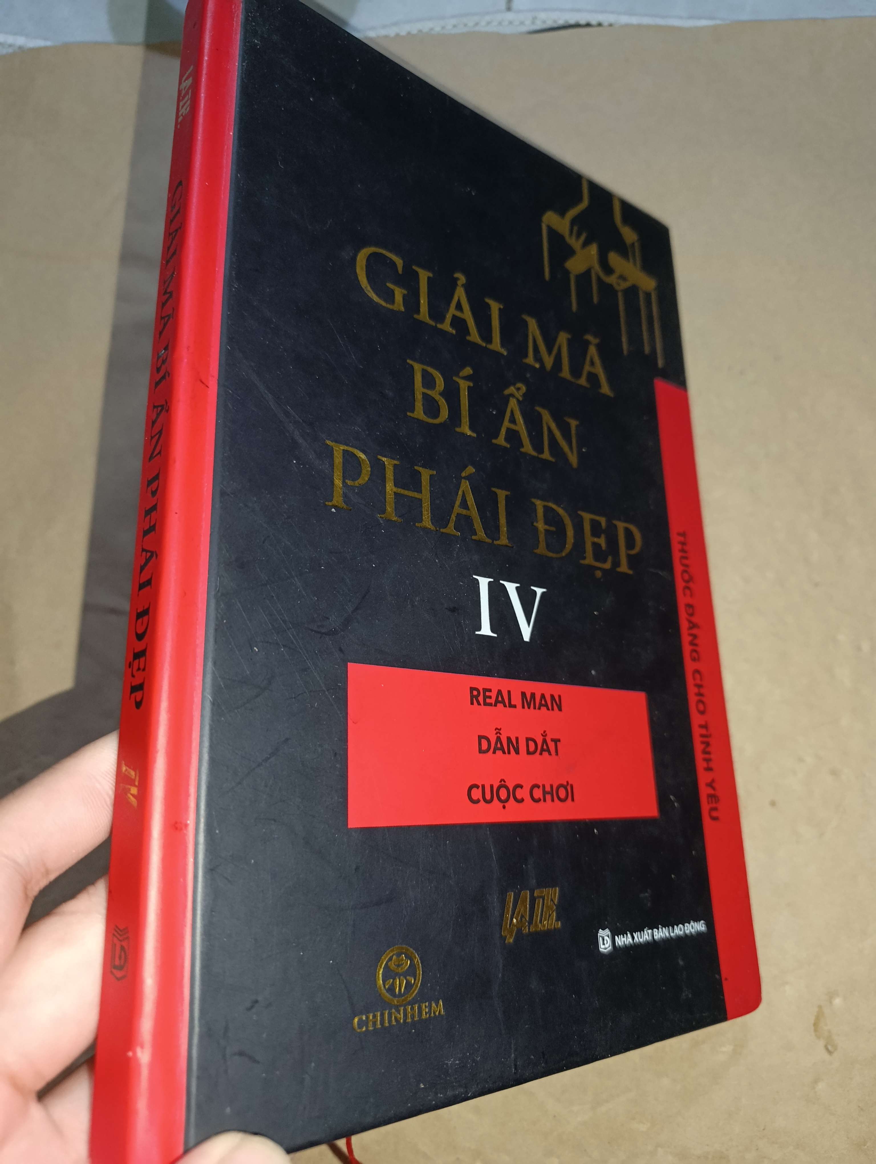Giải mã bí ẩn phái đẹp IV 2021 bìa cứng mới 80% (Sách kỹ năng) GZB