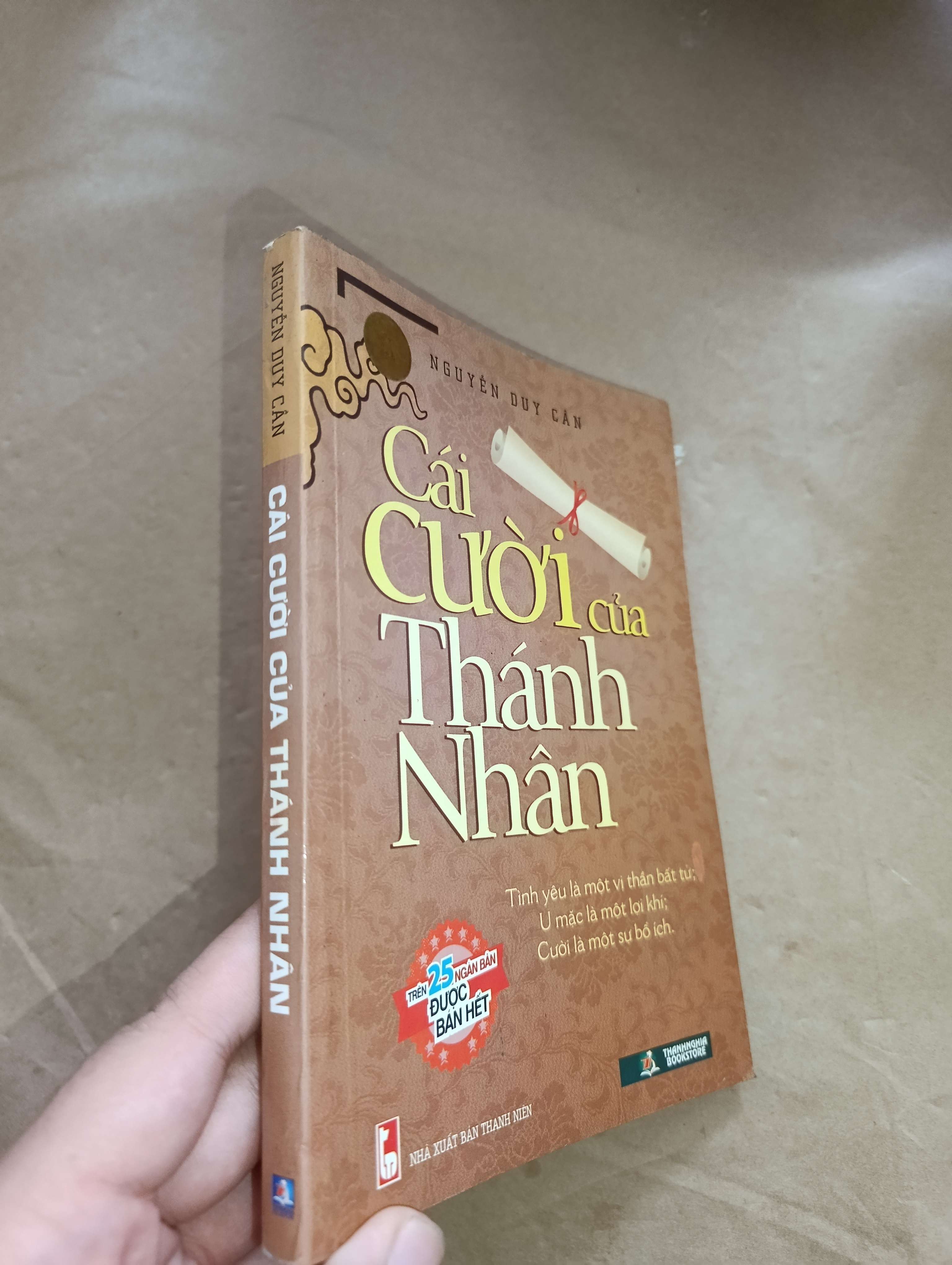 Cái cười của thánh nhân - Nguyễn Duy Cần 2012 mới 80% (Sách lịch sử - triết học) GZB