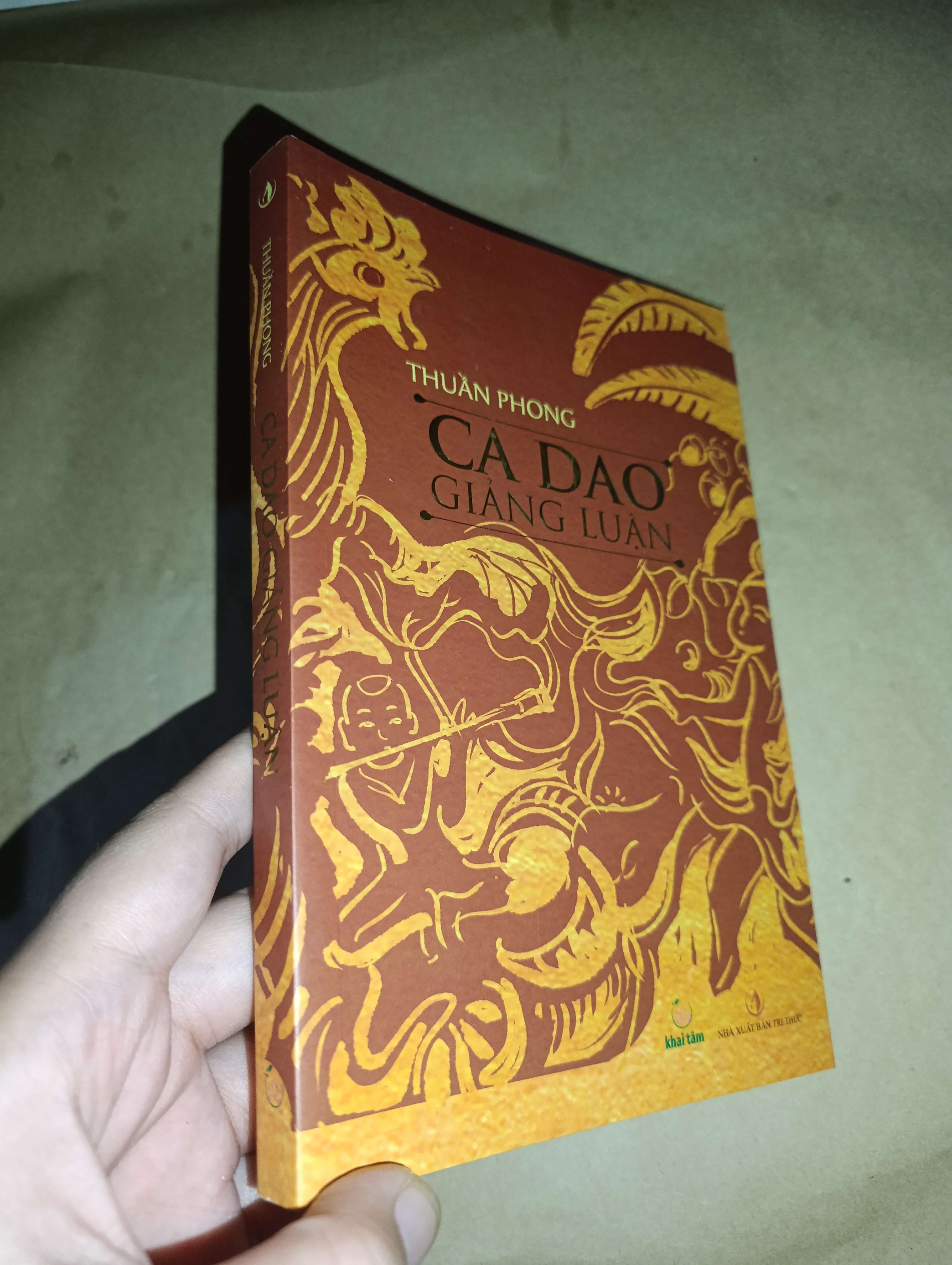 Ca dao giảng luận - Thuần Phong 2020 mới 80% (thơ - ca dao - tục ngữ) GZB
