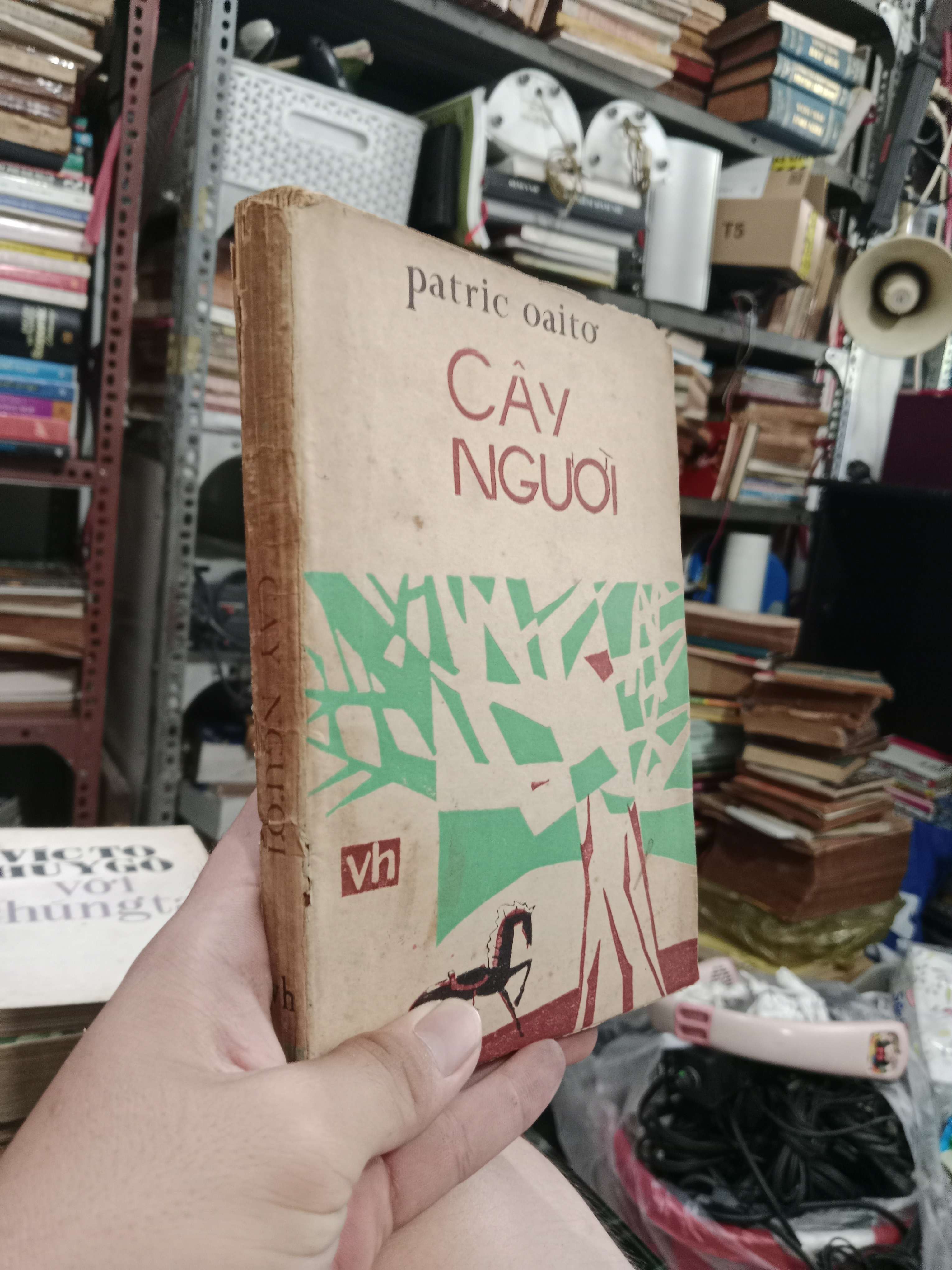 Cây người - Patric Oaito 1987 mới 80% (Sách văn học) KSX