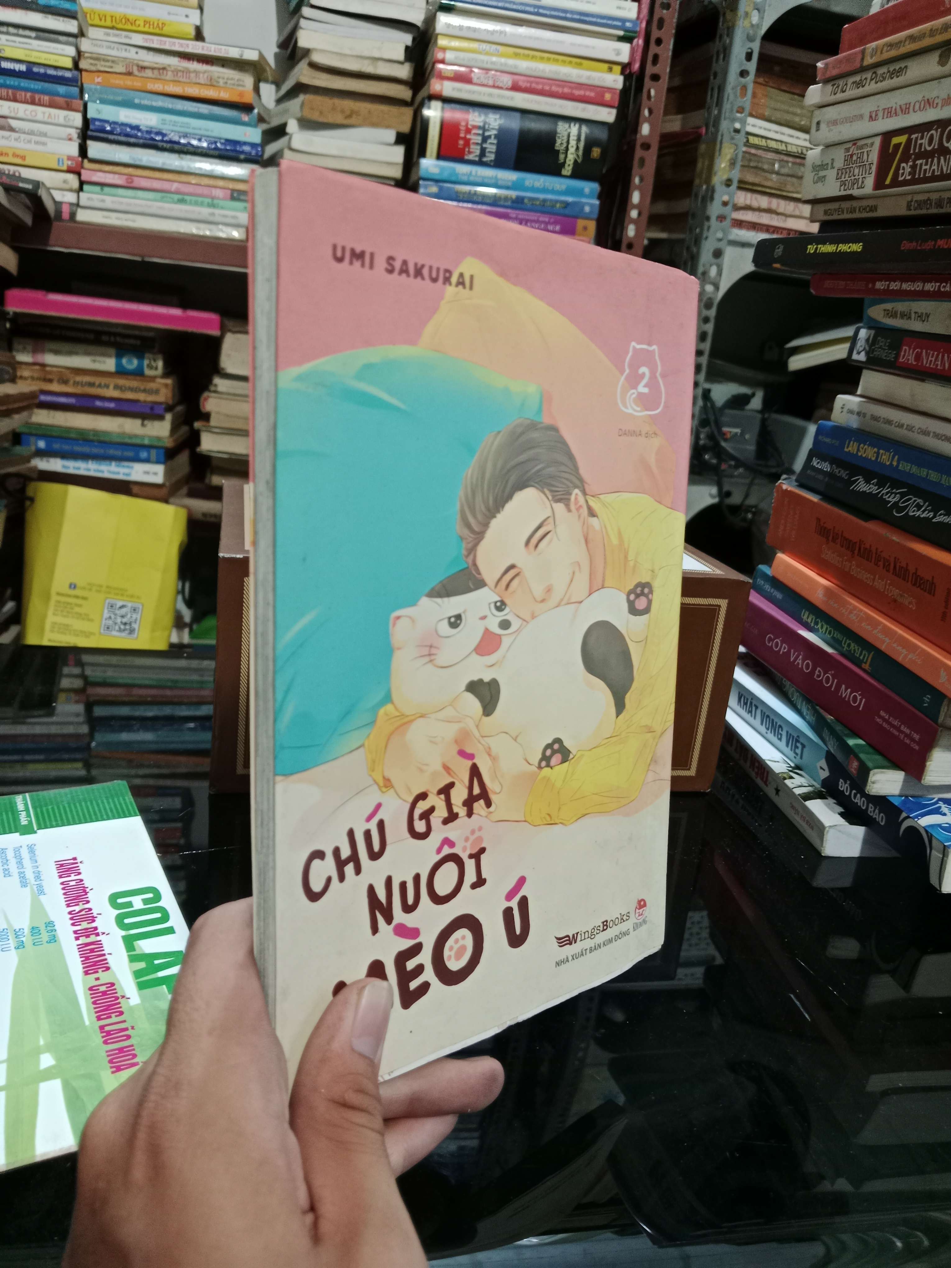 Chú già nuôi mèo ú - Umi Sakurai 2019 mới 70%, có vệt nước (Truyện tranh ) KSX