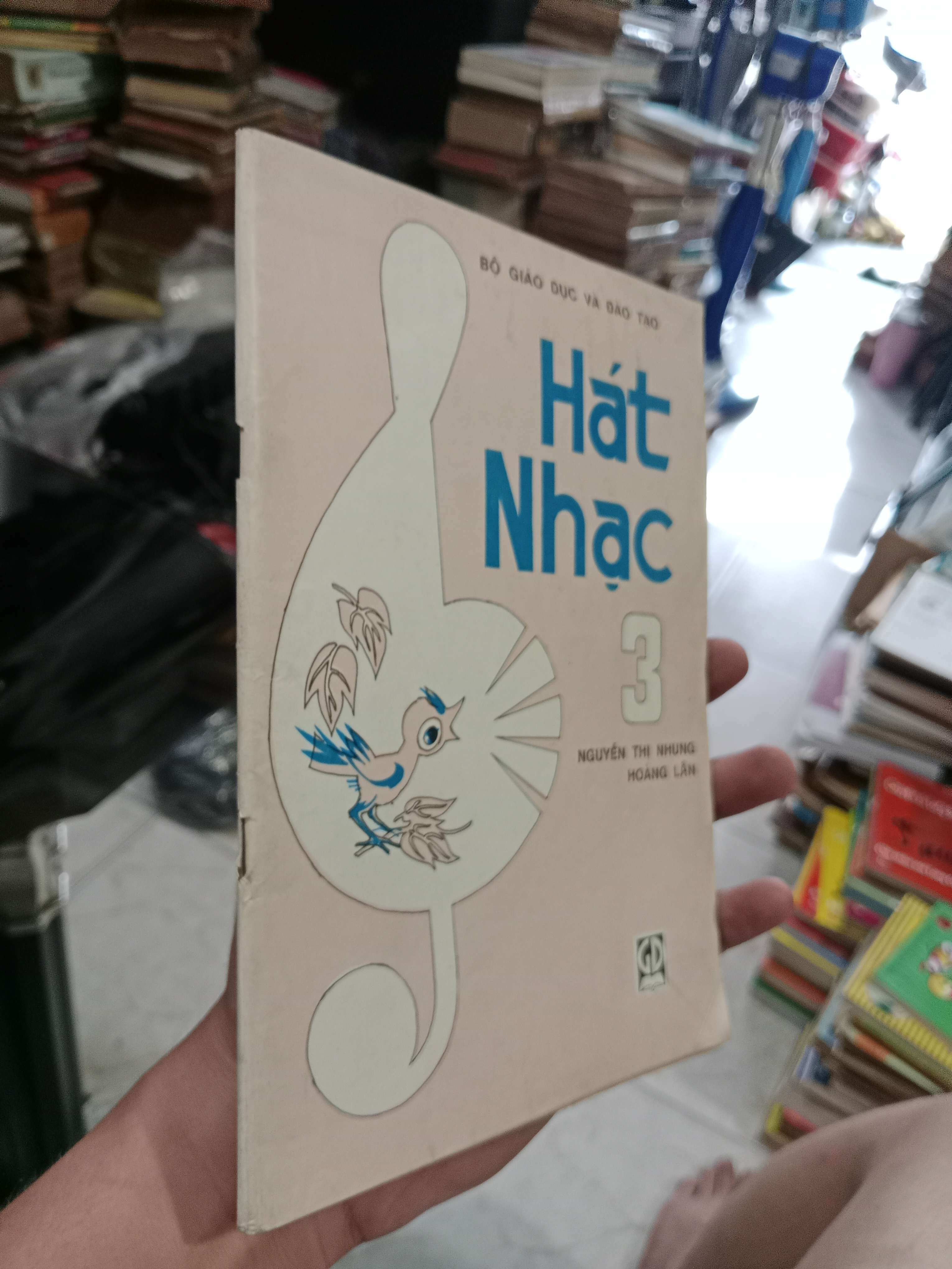 Hát nhạc 3 - Nguyễn Thị Nhung 1995 mới 80% (Sách giáo khoa - giáo trình) KSX