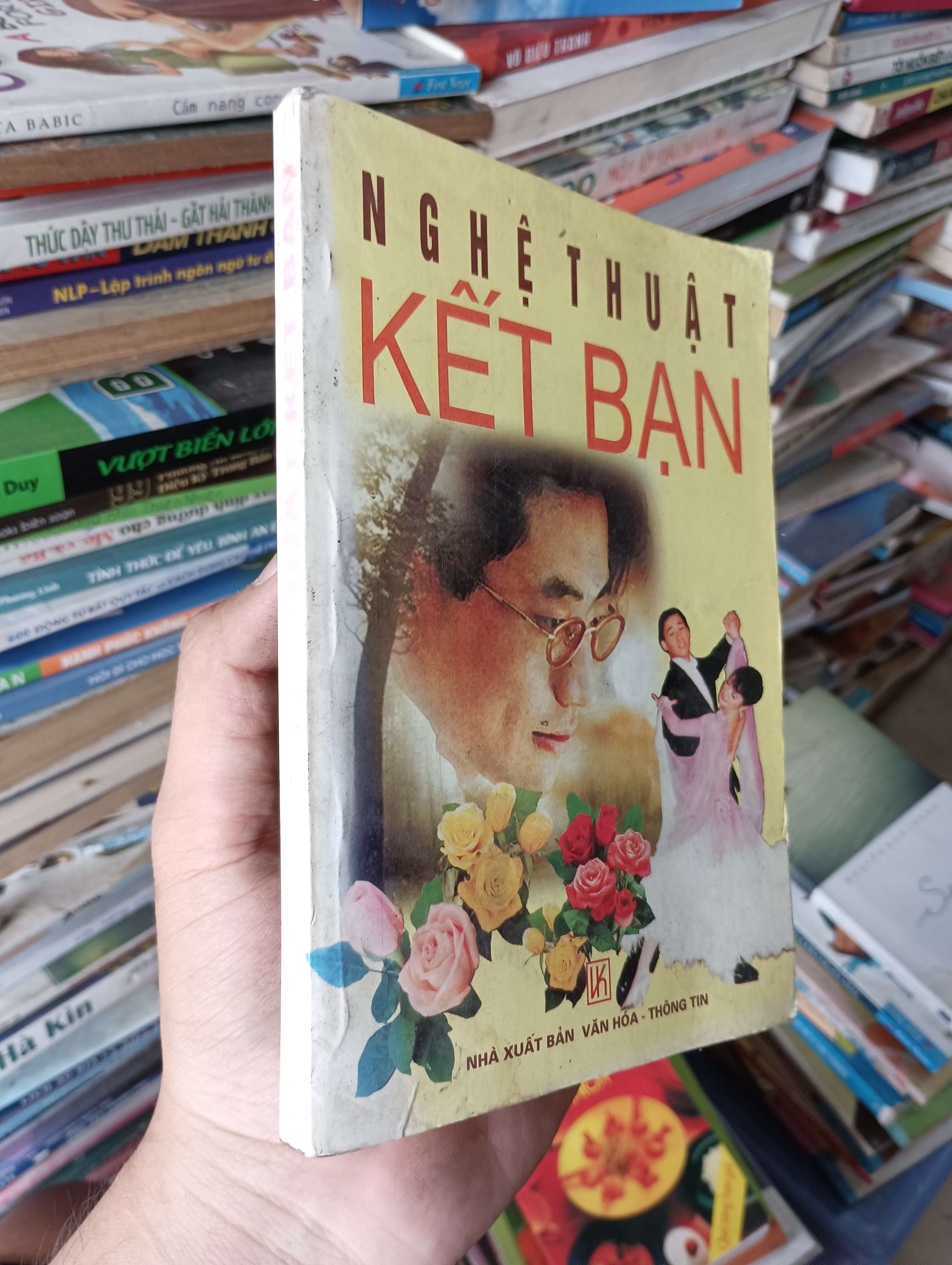 Nghệ Thuật Kết Bạn 2001 Mới 80% (Kỹ năng sống) OKB-K1T4