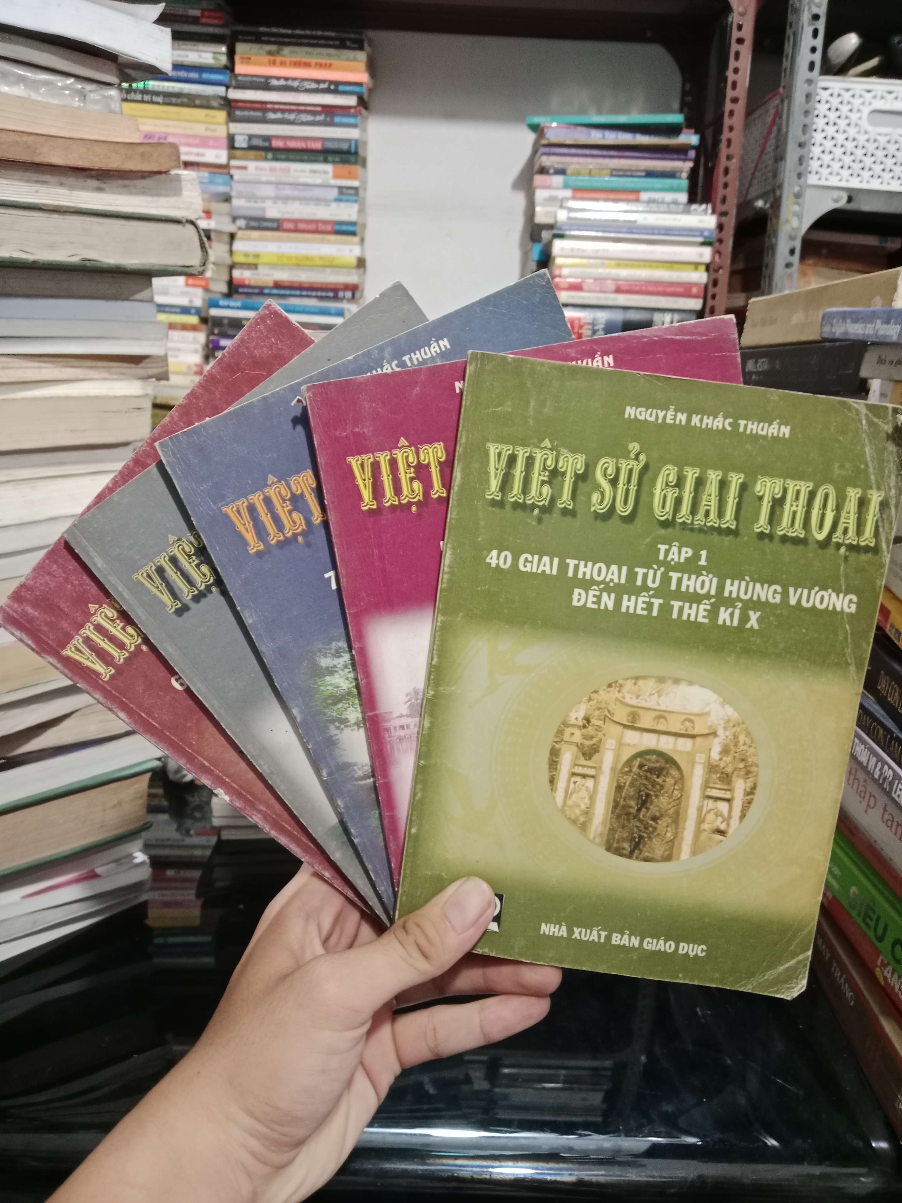 5 cuốn Việt sử giai thoại - Nguyễn Khắc Thuần 2007 mới 80% (Sách lịch sử - triết học) KSX