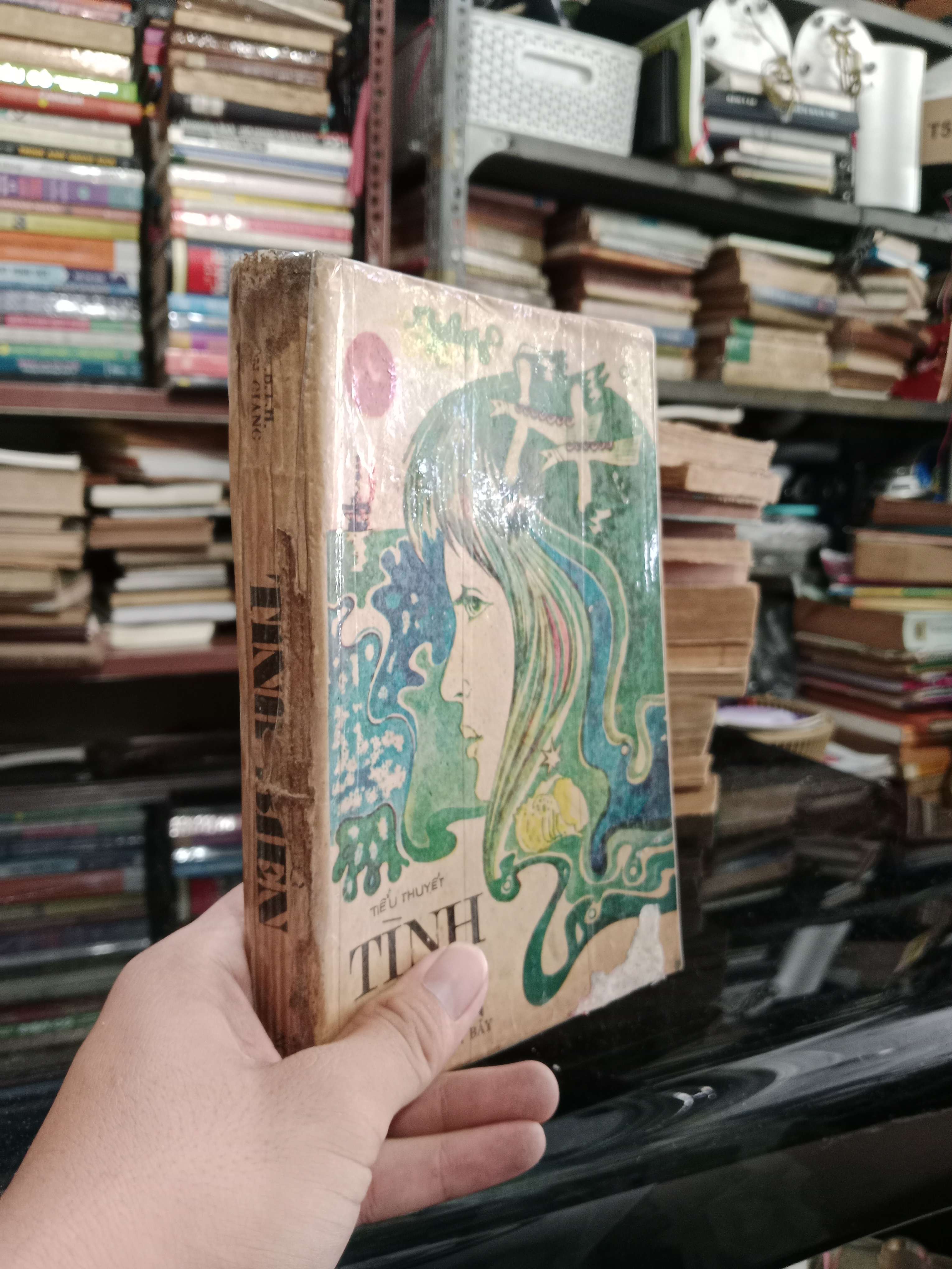 Tình biển - Nguyễn Nguyên Bảy 1987 mới 70% (Sách văn học) KSX