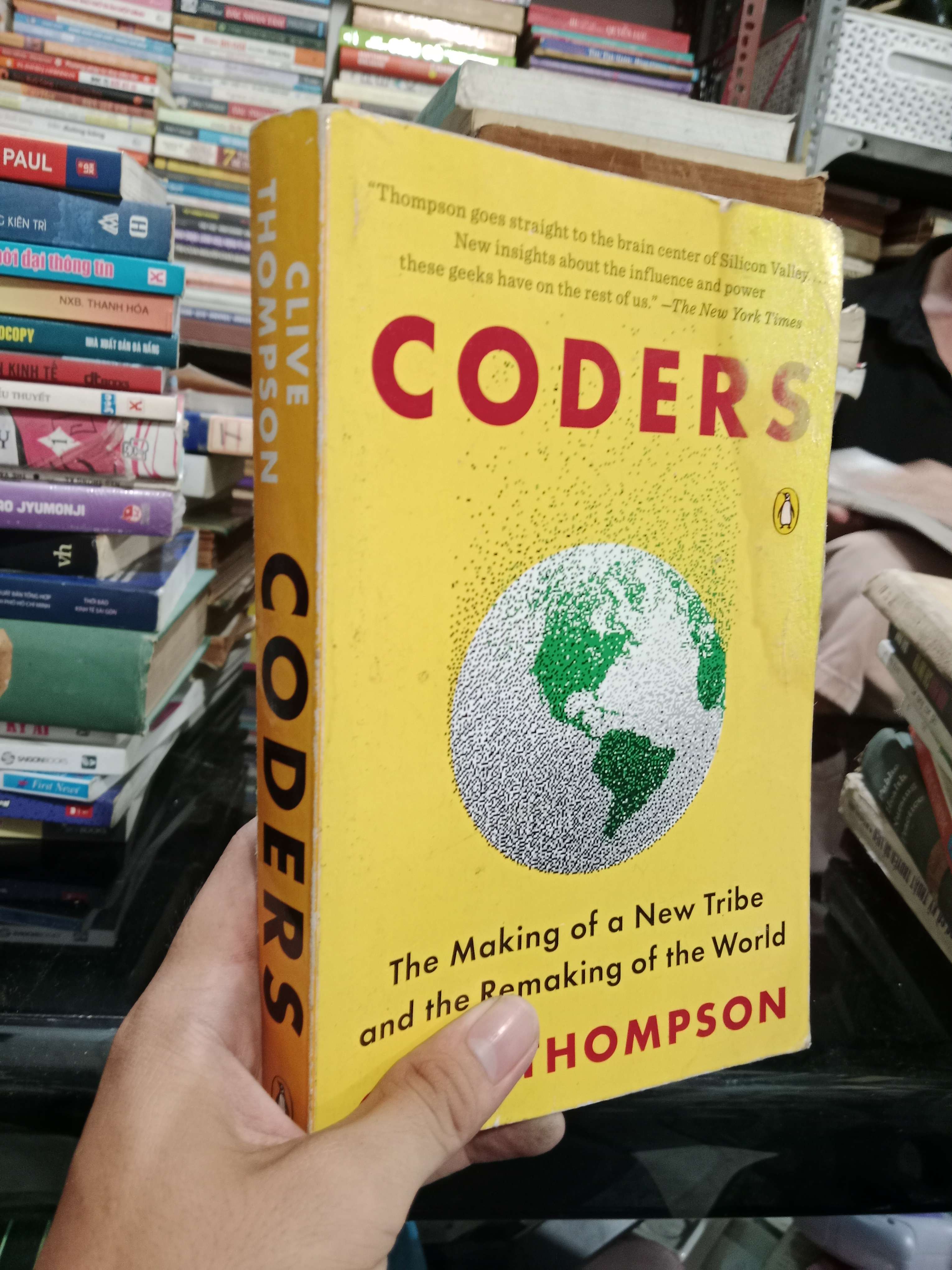 Coders - Clive Thompson 2019 mới 60%, có vệt nước, bị ẩm (Sách ngoại) KSX