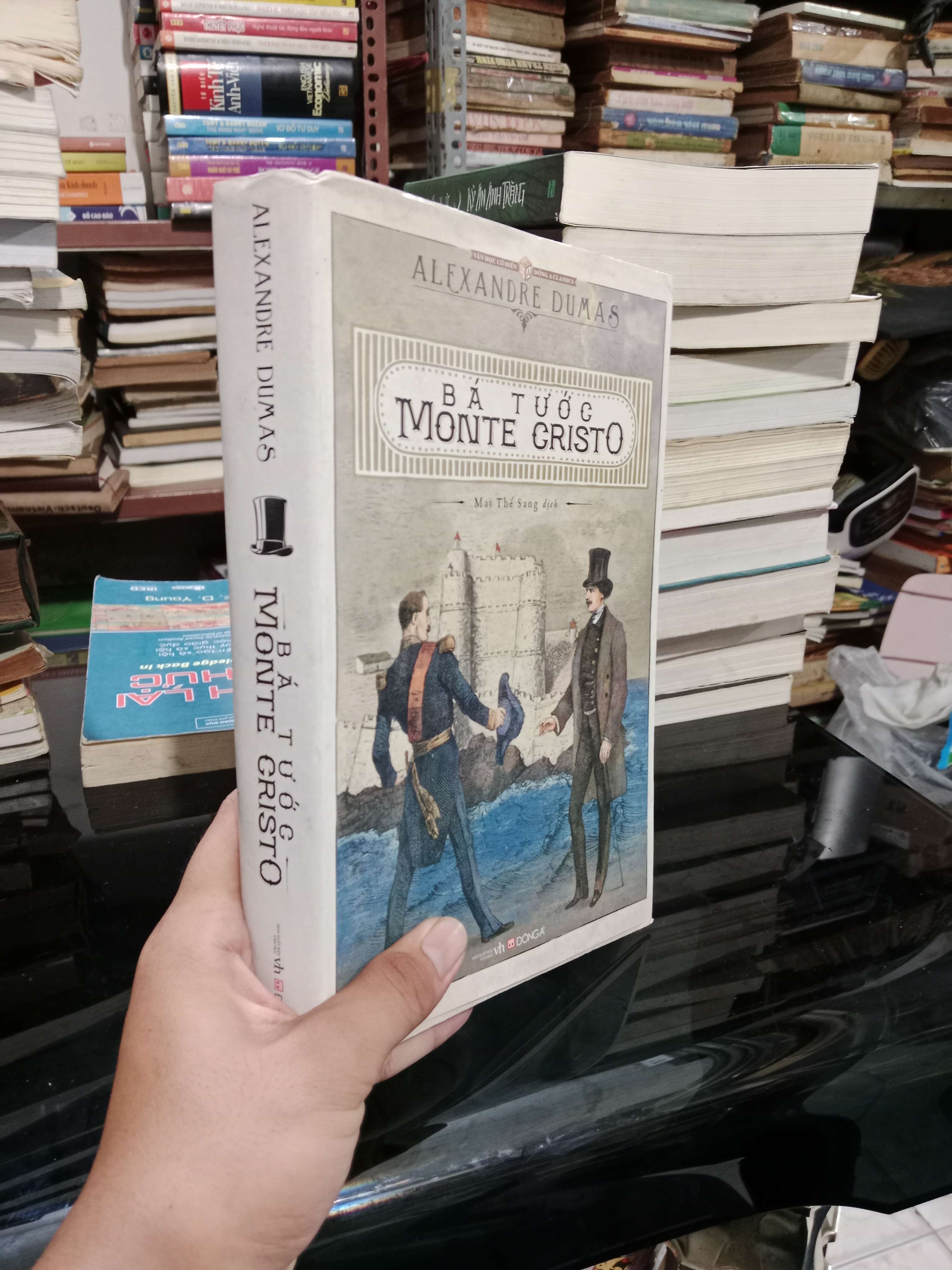 Bá tước Monte Cristo - Alexandre Dumas 2016 mới 70%, có chữ (Sách văn học) KSX