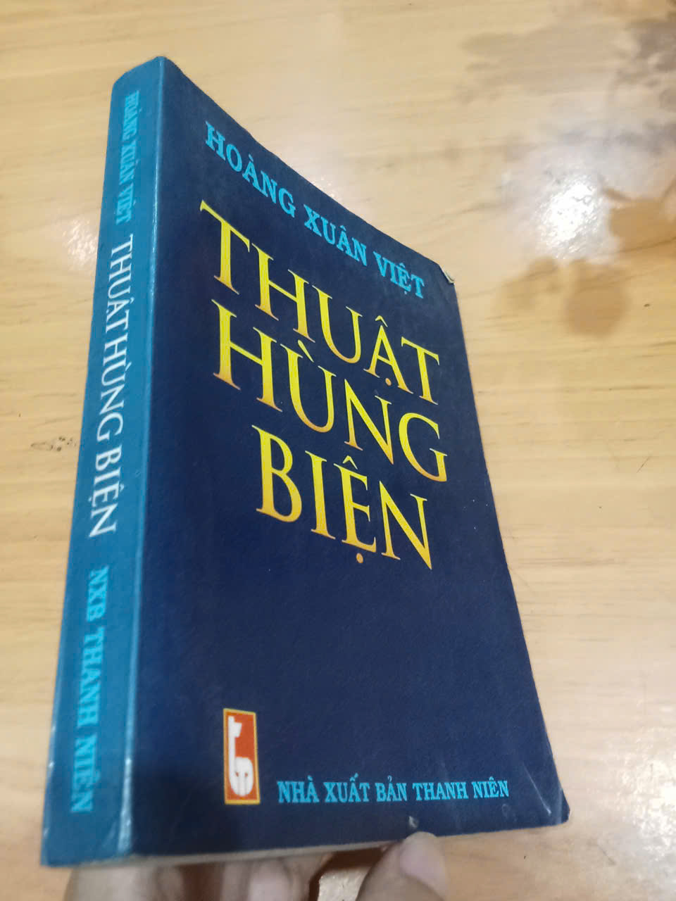 Thuật hùng biện - Hoàng Xuân Việt 2000 mới 80% (Sách kỹ năng) MVB