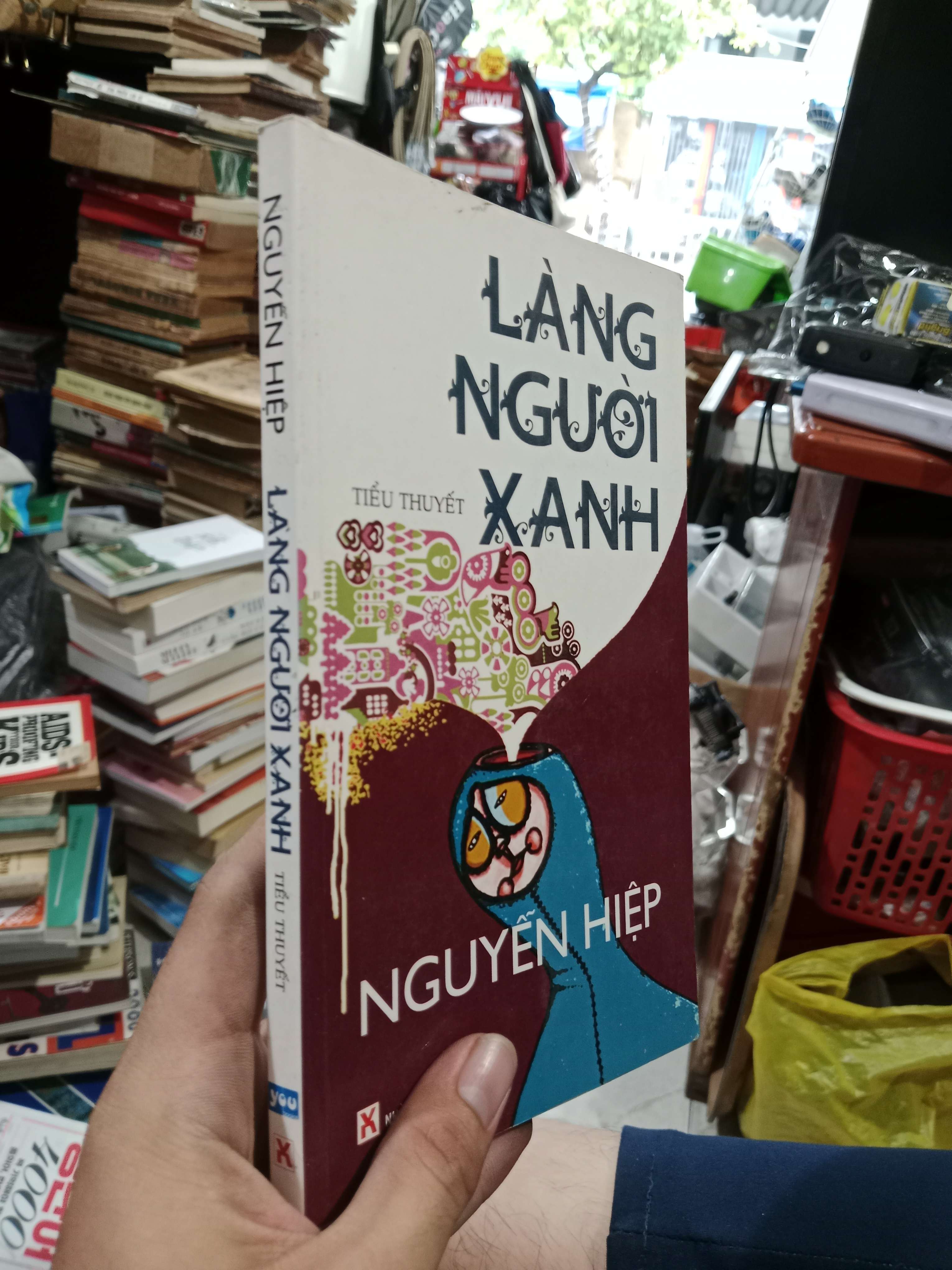 Làng người xanh - Nguyễn Hiệp 2008 mới 80% (Sách văn học) KSX