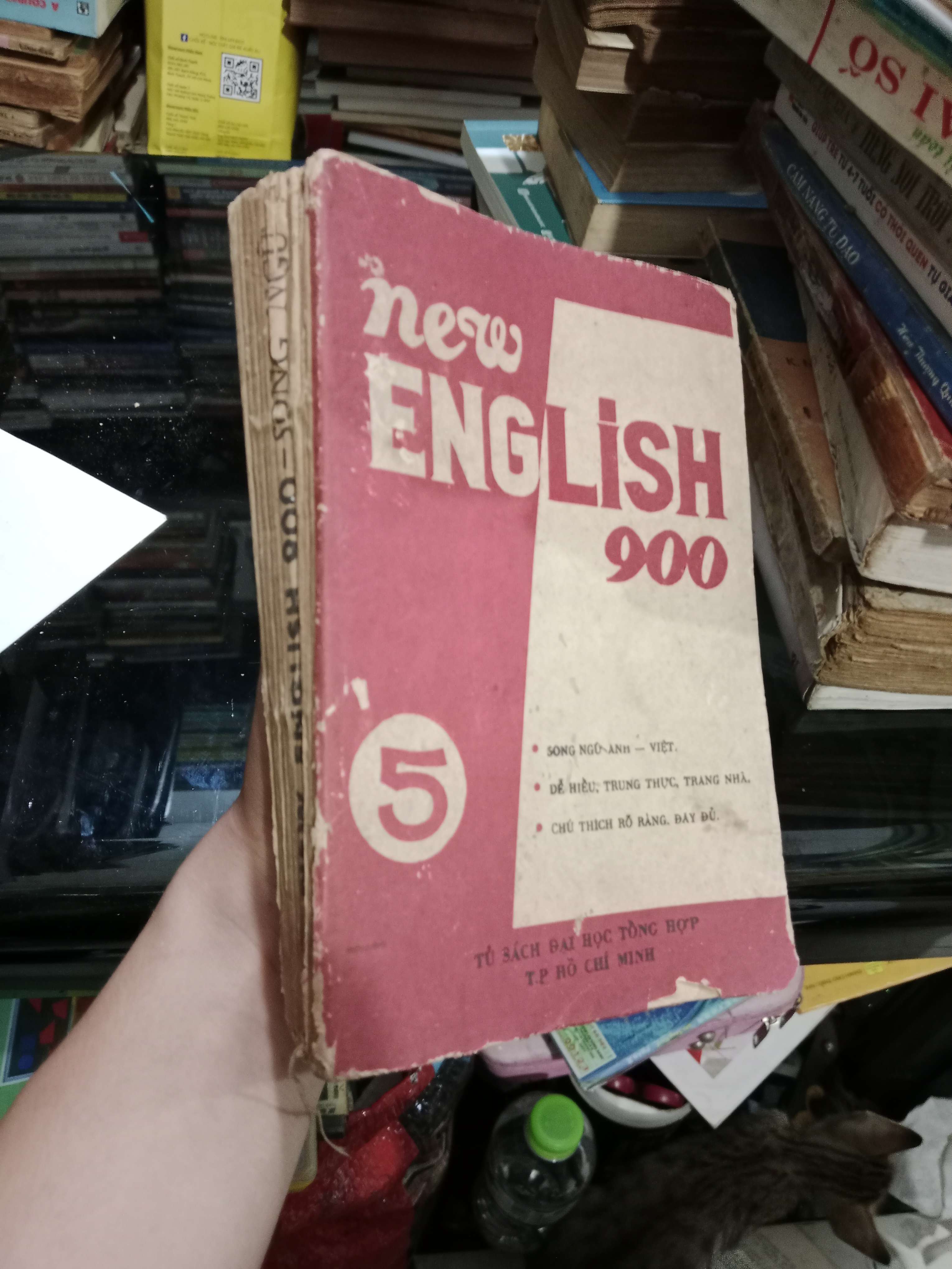 New english 900 1988 mới 60%, tróc gáy (Sách tự học tiếng Anh) KSX