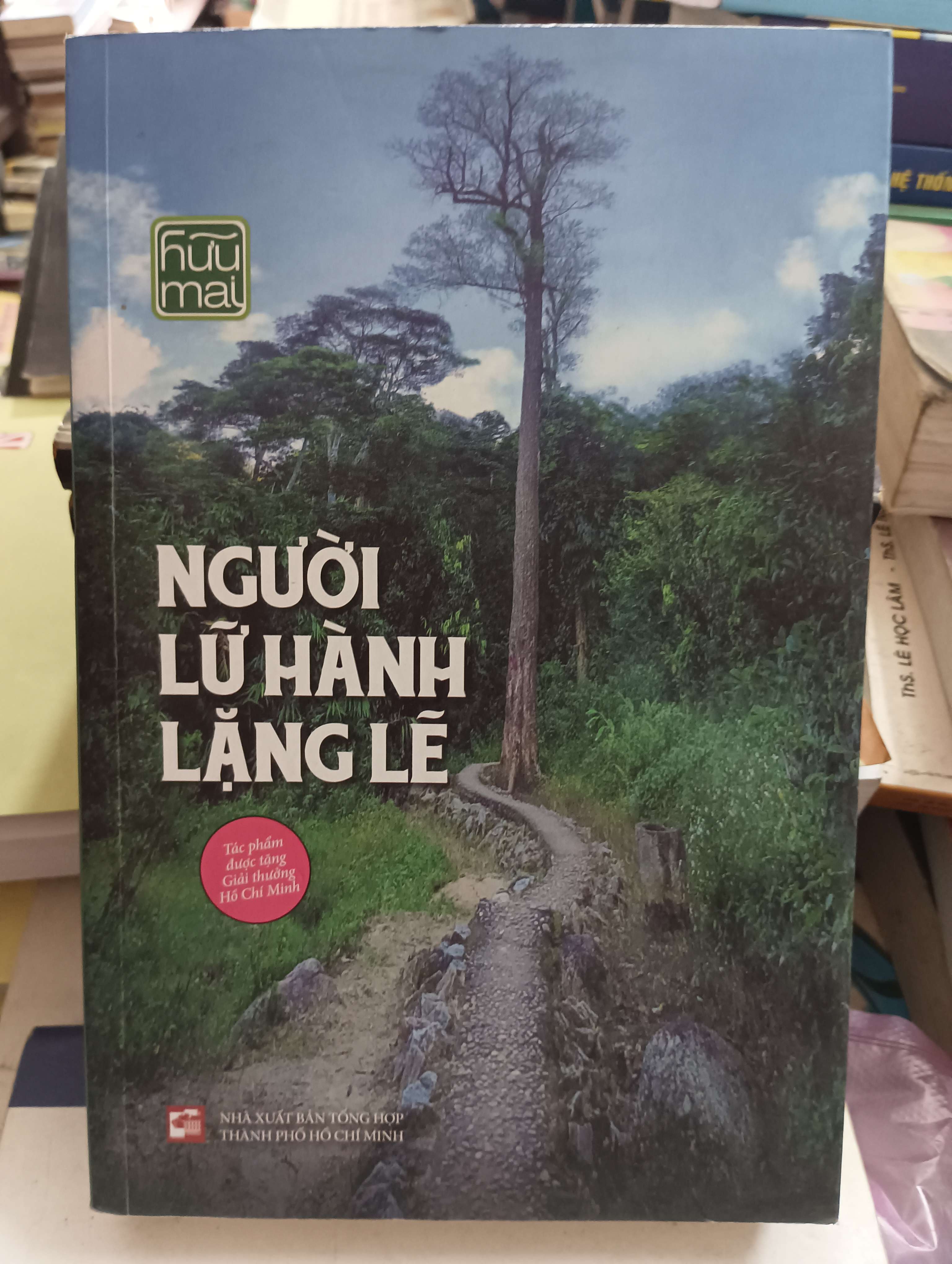 Người lữ hành lặng lẽ - Hữu Mai 2020 Mới 80% (Tiểu Thuyết) OKB-K8T2