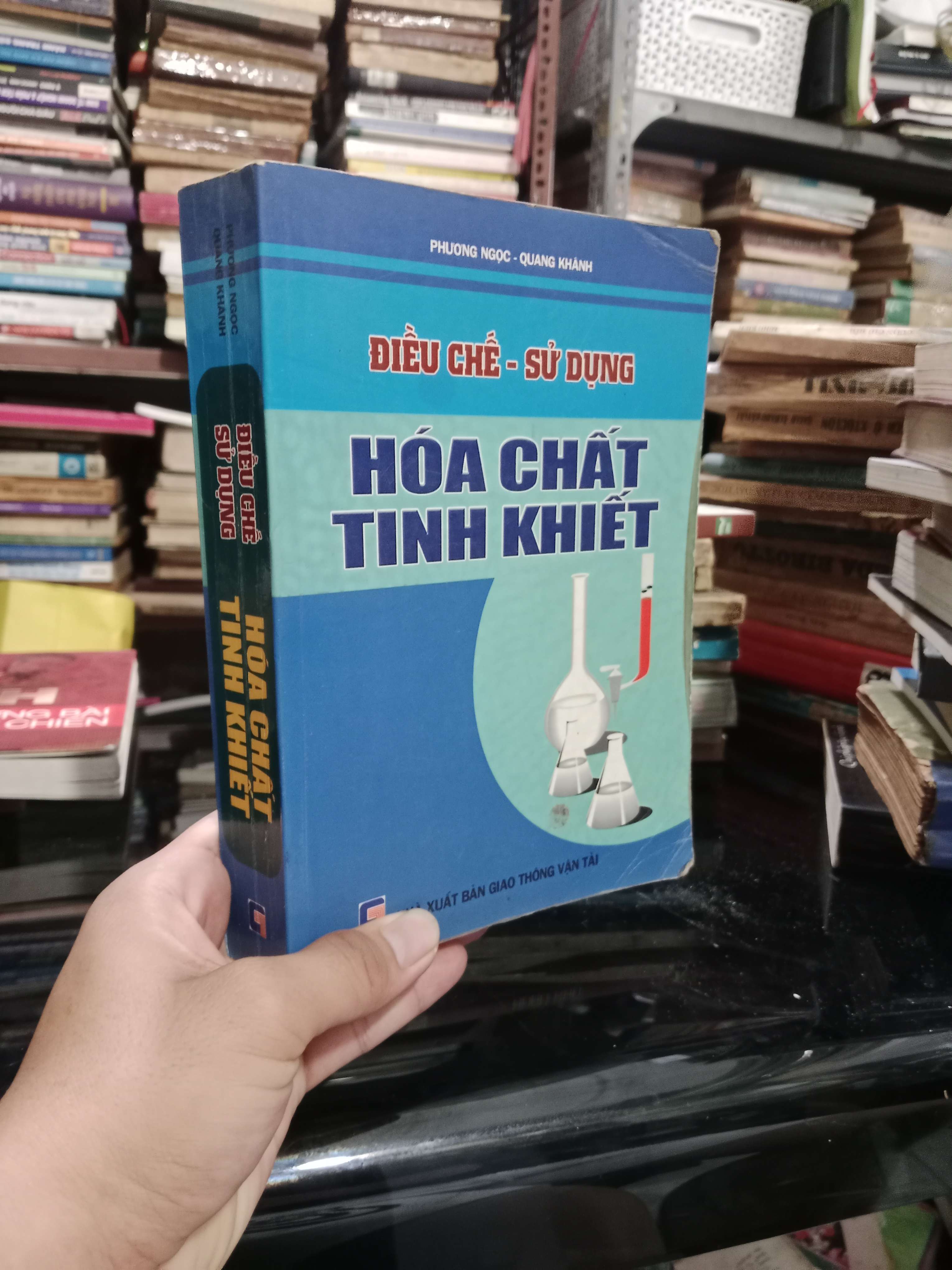 Điều chế - sử dụng hóa chất tinh khiết - Phương Ngọc, Quang Khánh 2005 mới 70%, có chữ (Giáo trình đại học - cao đẳng) KSX