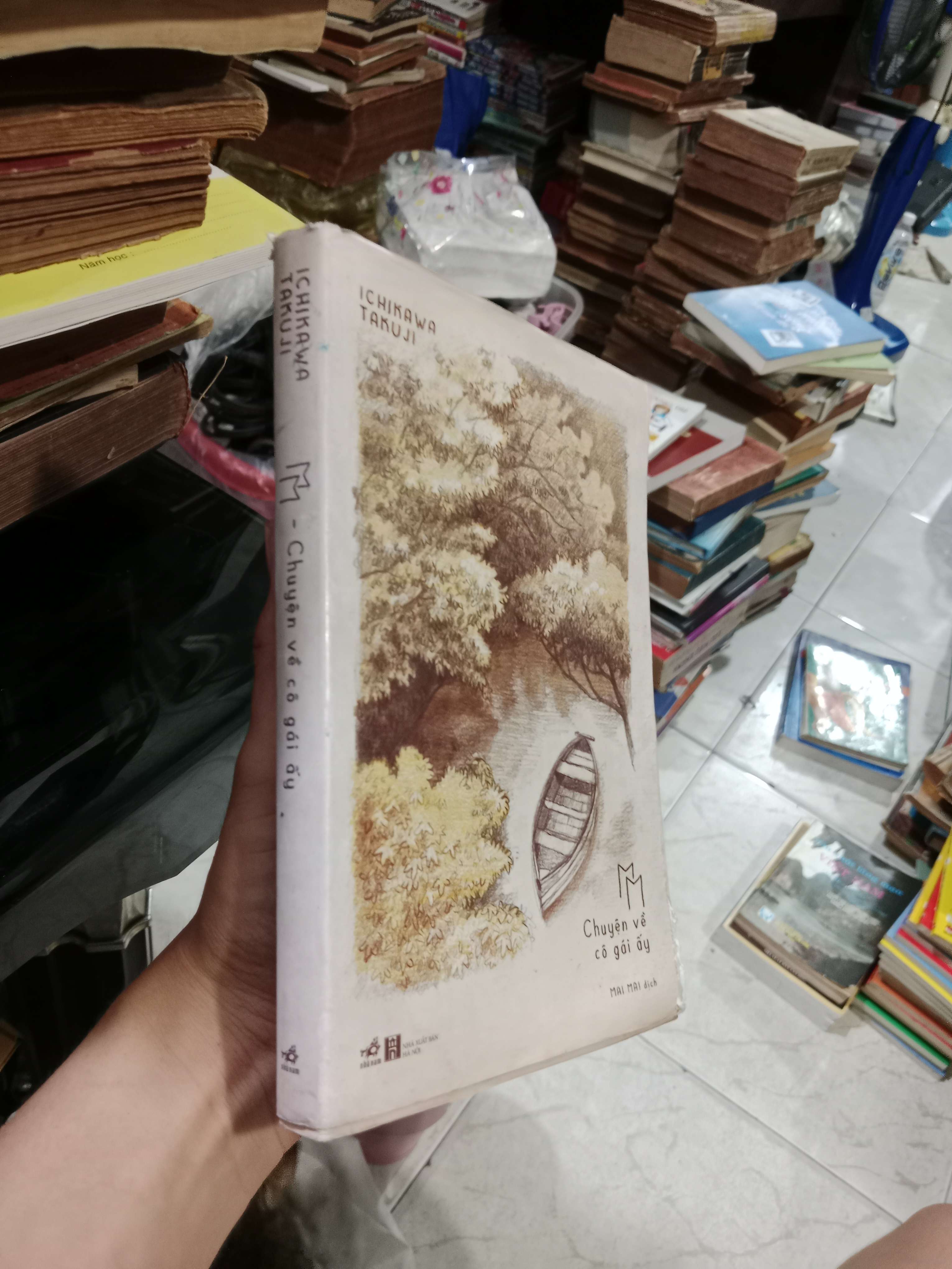 MM-Chuyện về cô gáu ấy - Ichikawa Takuji 2019 mới 80% (Sách văn học) KSX