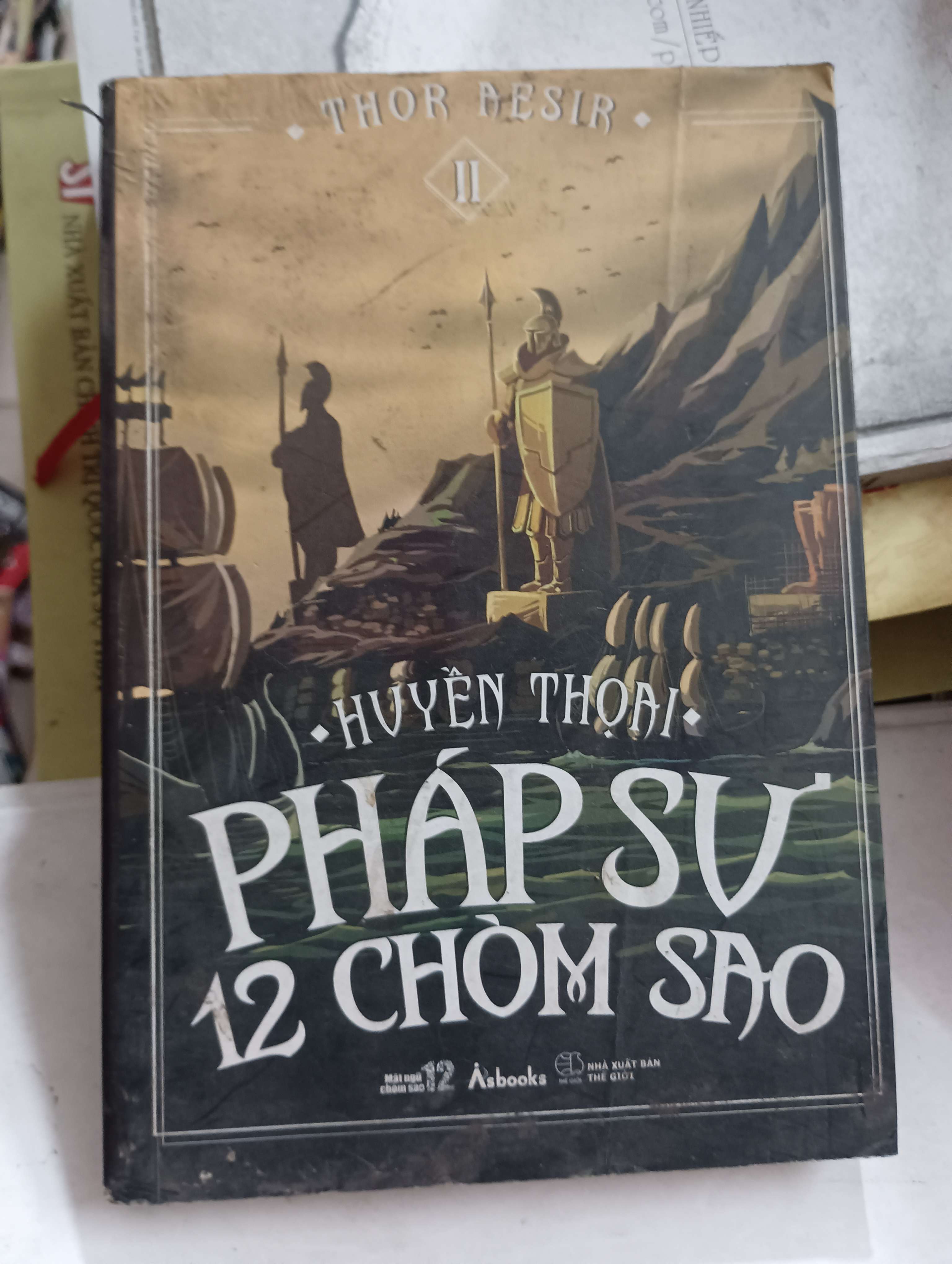 Huyền thoại pháp sư 12 chòm sao (Phần II - Thor Aesir) 2015 Mới 80% (Tiểu Thuyết) OKB-K8T4