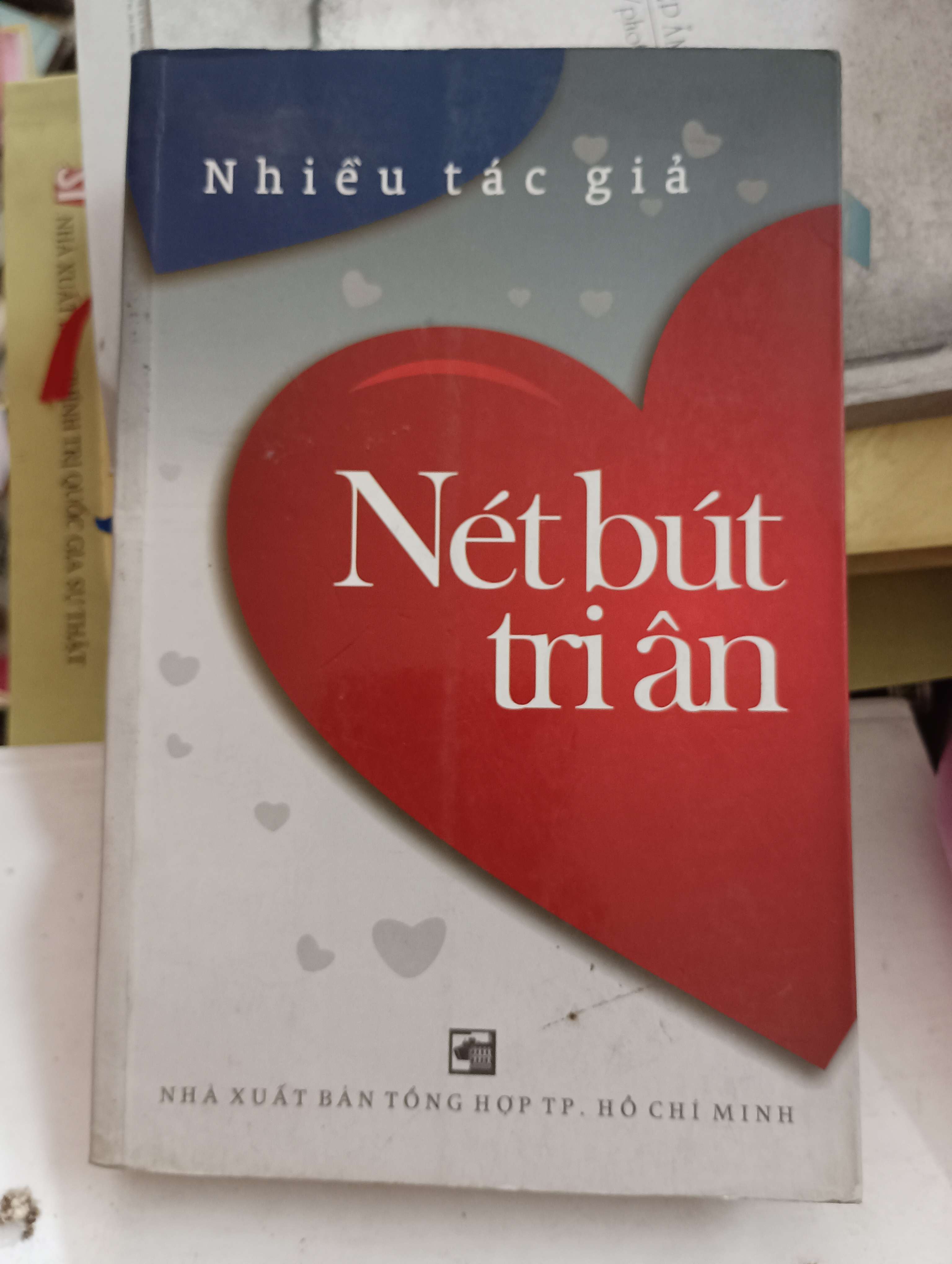 Nét bút tri ân 2010 Mới 80% (Sách văn học) OKB-K8T3