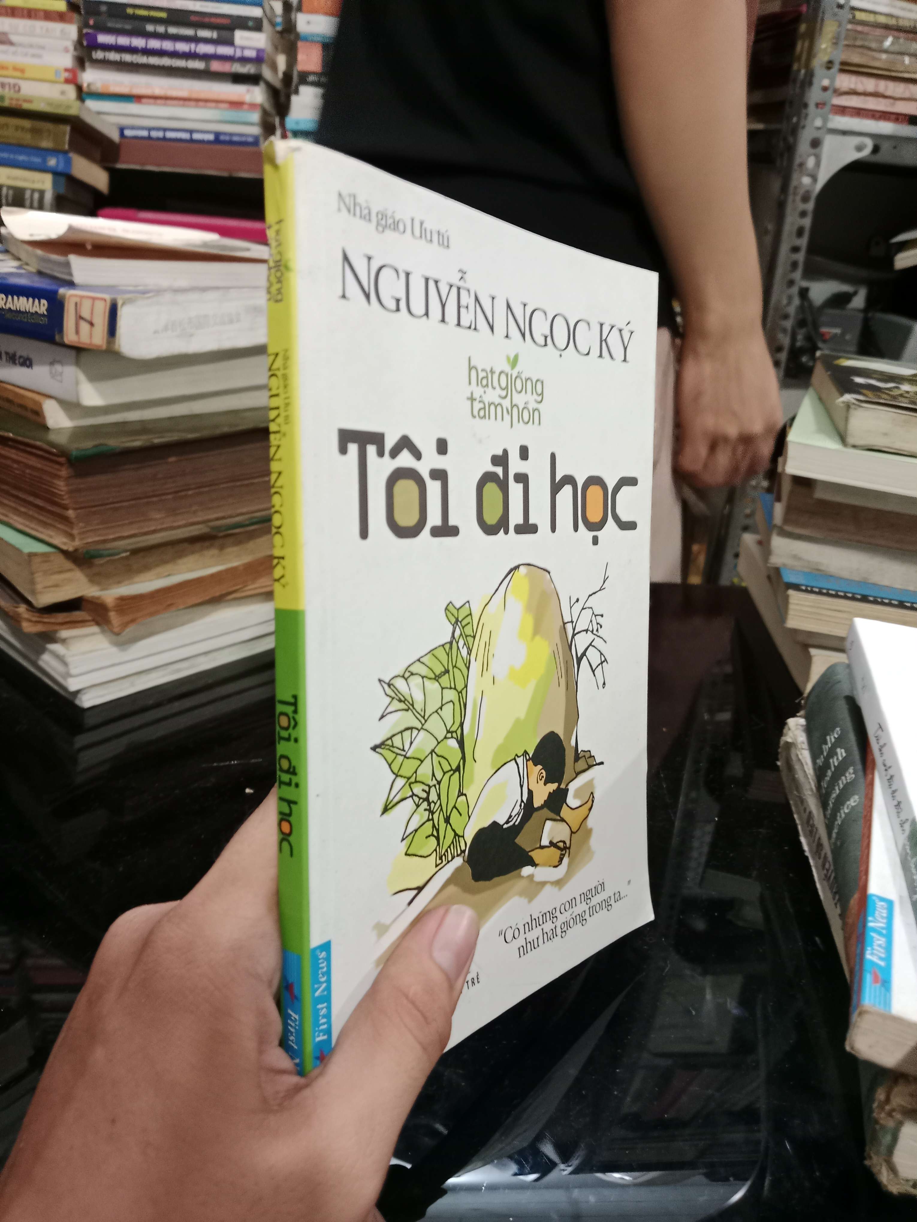 Hạt giống tâm hồn Tôi đi học - Nguyễn Ngọc Ký 2014 mới 80% (Sách văn học) KSX
