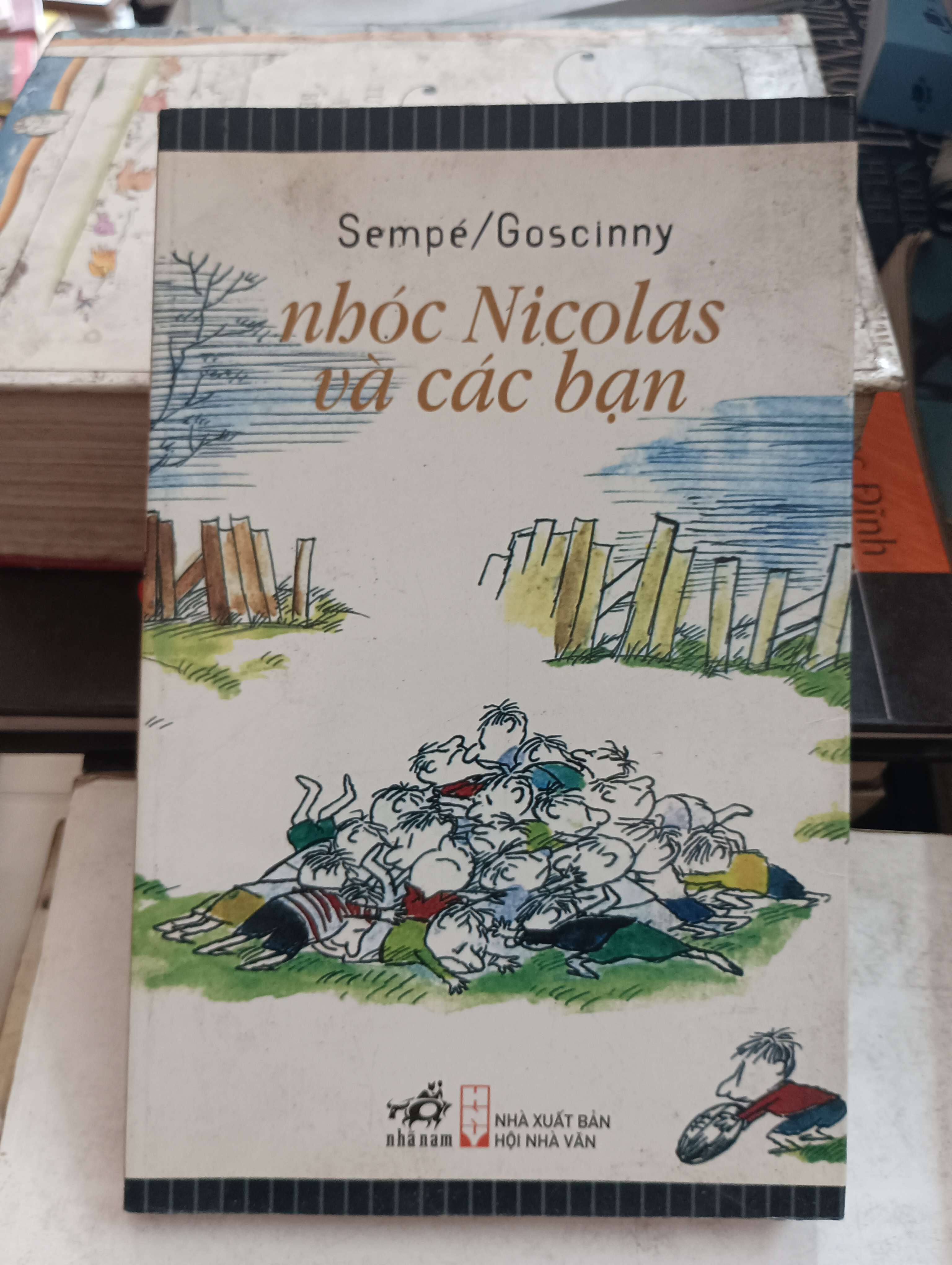 Nhóc Nicolas và các bạn - Sempé, Goscinny 2009 Mới 80% (Sách thiếu nhi) OKB-K8T5