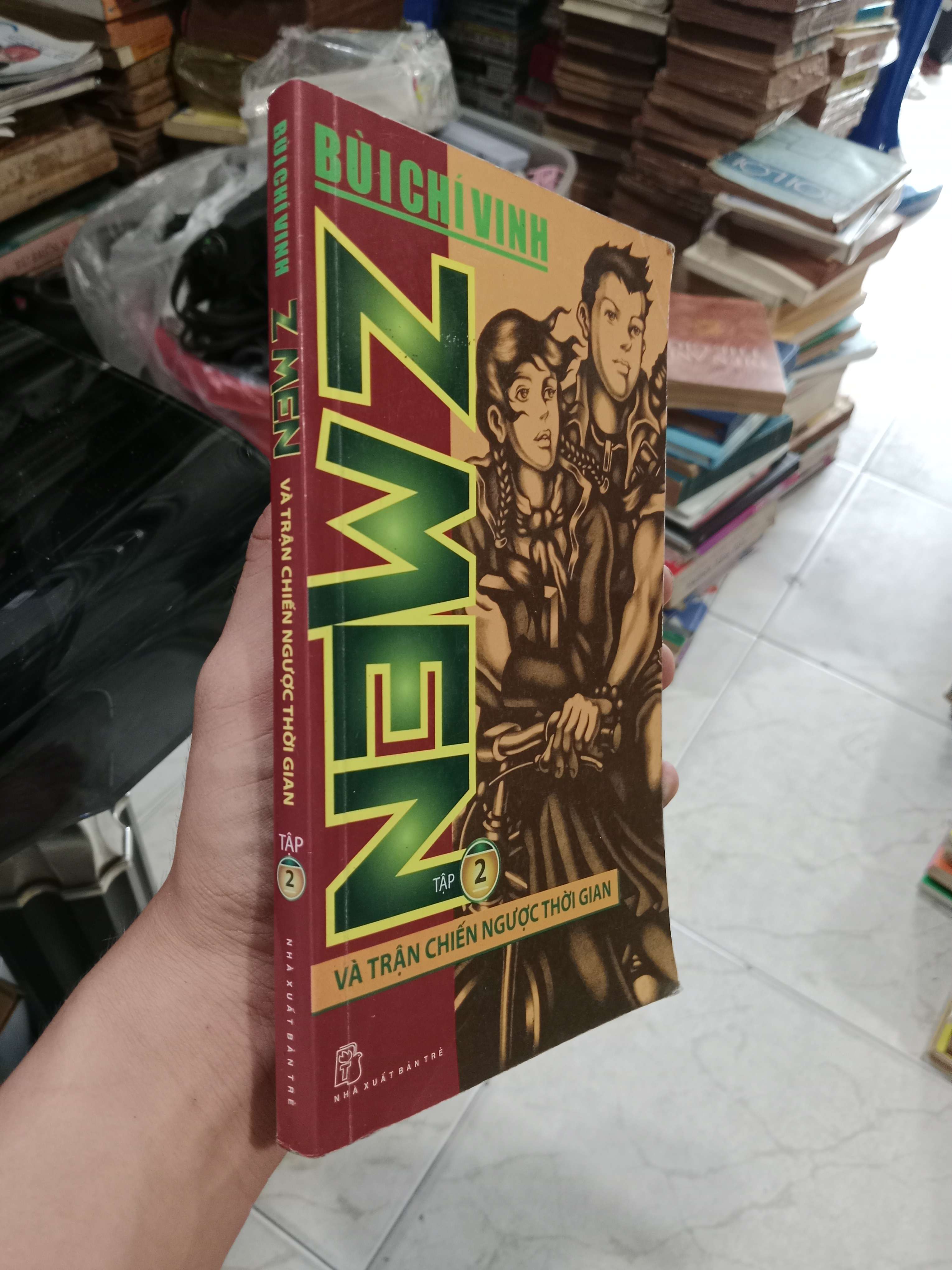 Zmen tập 2 và trận chiến ngược thời gian - Bùi Chí Vinh 2010 mới 80% (Sách văn học) KSX