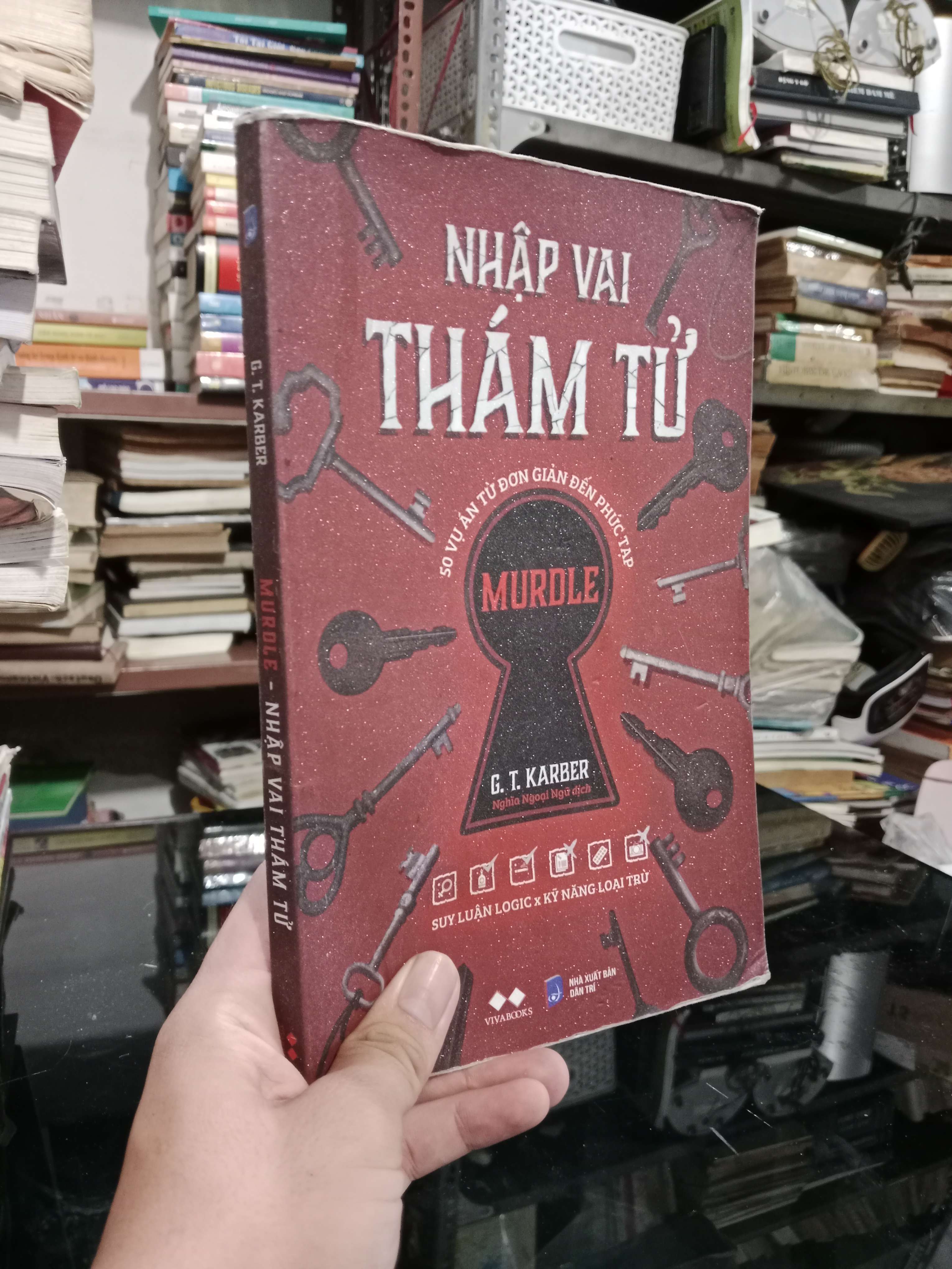 Nhập vai thám tử - G.T. Karber 2025 mới 70%, highlight, có chữ (Sách kỹ năng) KSX